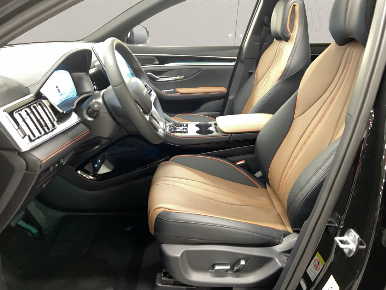 BYD Seal U DM-i Design AWD-image-4