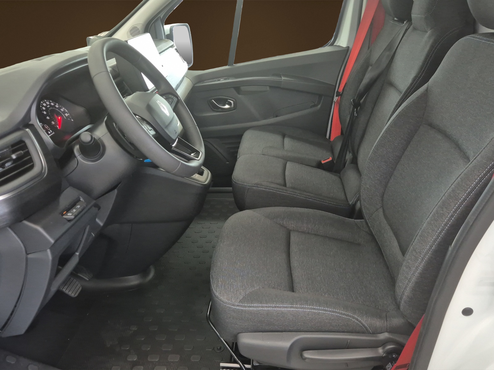 RENAULT Trafic Red 2.0 dCi 150 L2H1 Automat-image-4