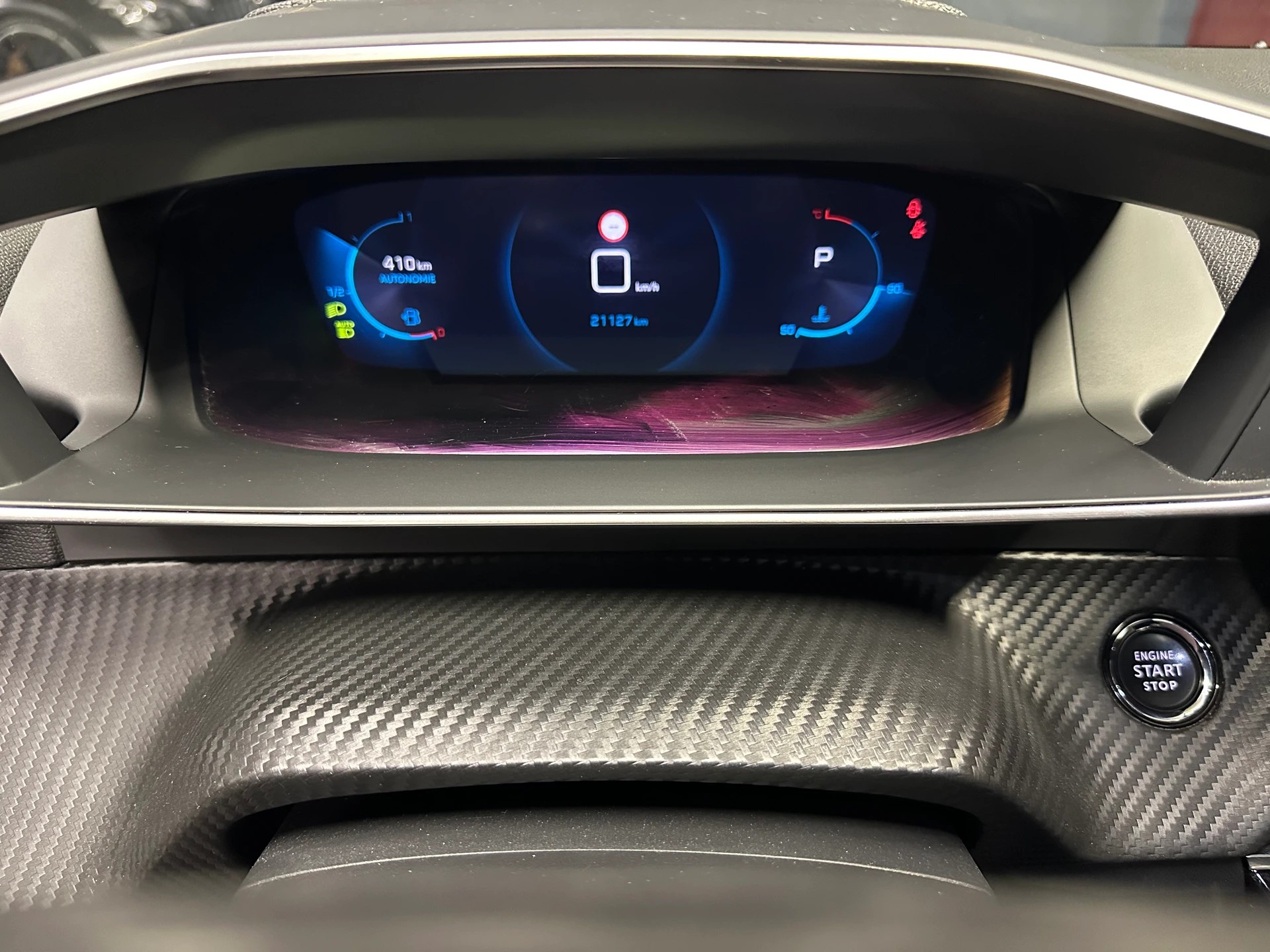 PEUGEOT 208 1.2 PureTech GT Line EAT8-image-11