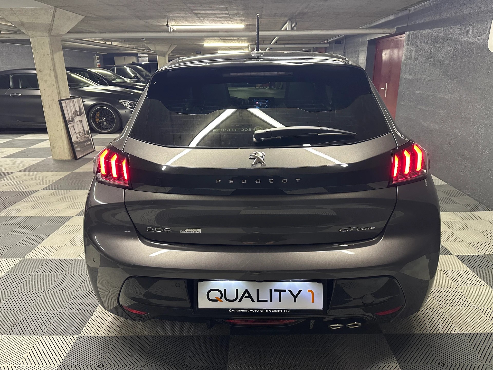 PEUGEOT 208 1.2 PureTech GT Line EAT8-image-4
