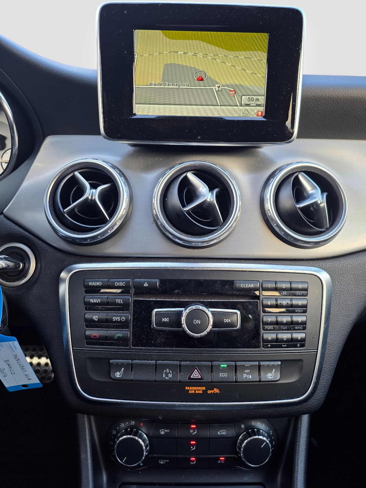 MERCEDES-BENZ GLA 220 CDI AMG Line 7G-DCT-image-11
