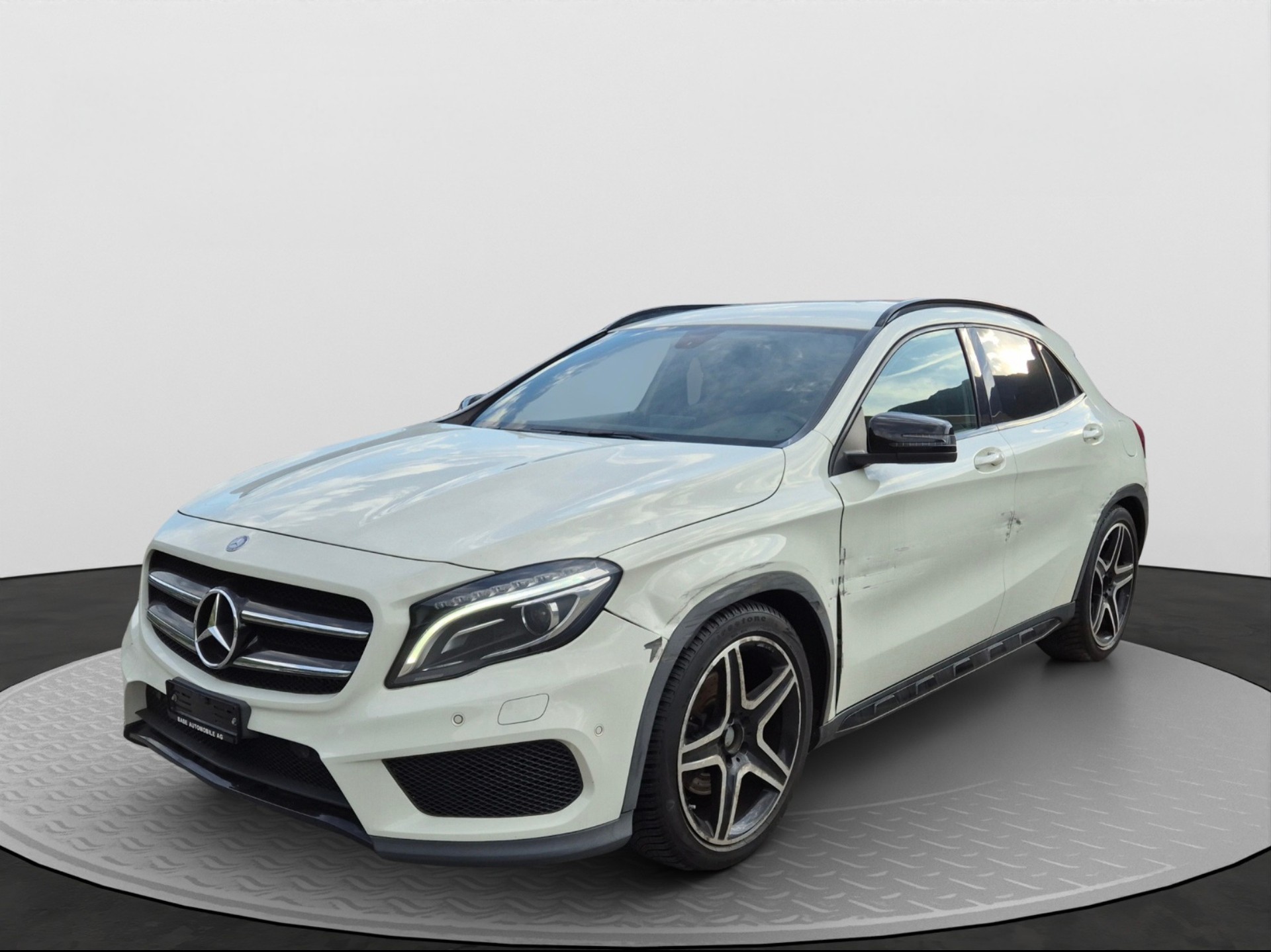 MERCEDES-BENZ GLA 220 CDI AMG Line 7G-DCT-image-0