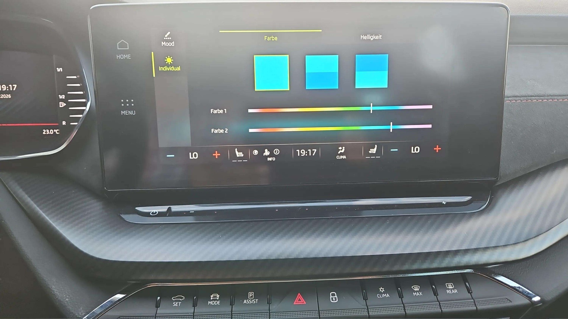 SKODA Octavia Combi 2.0 TDI DSG RS 4x4 mit AHK-Vorbereitung & 5J Werksgarantie oder bis 100000km-image-23