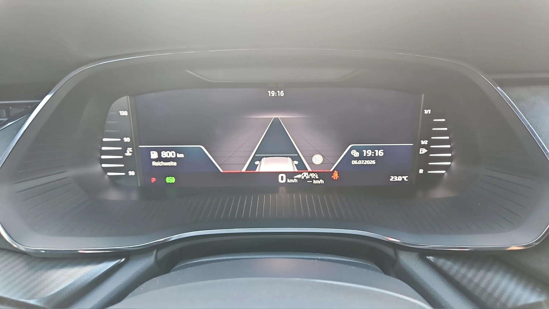SKODA Octavia Combi 2.0 TDI DSG RS 4x4 mit AHK-Vorbereitung & 5J Werksgarantie oder bis 100000km-image-15
