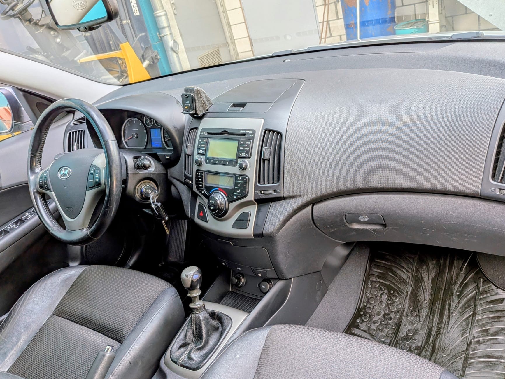 HYUNDAI i30 Wagon 2.0 CRDi Premium-image-5
