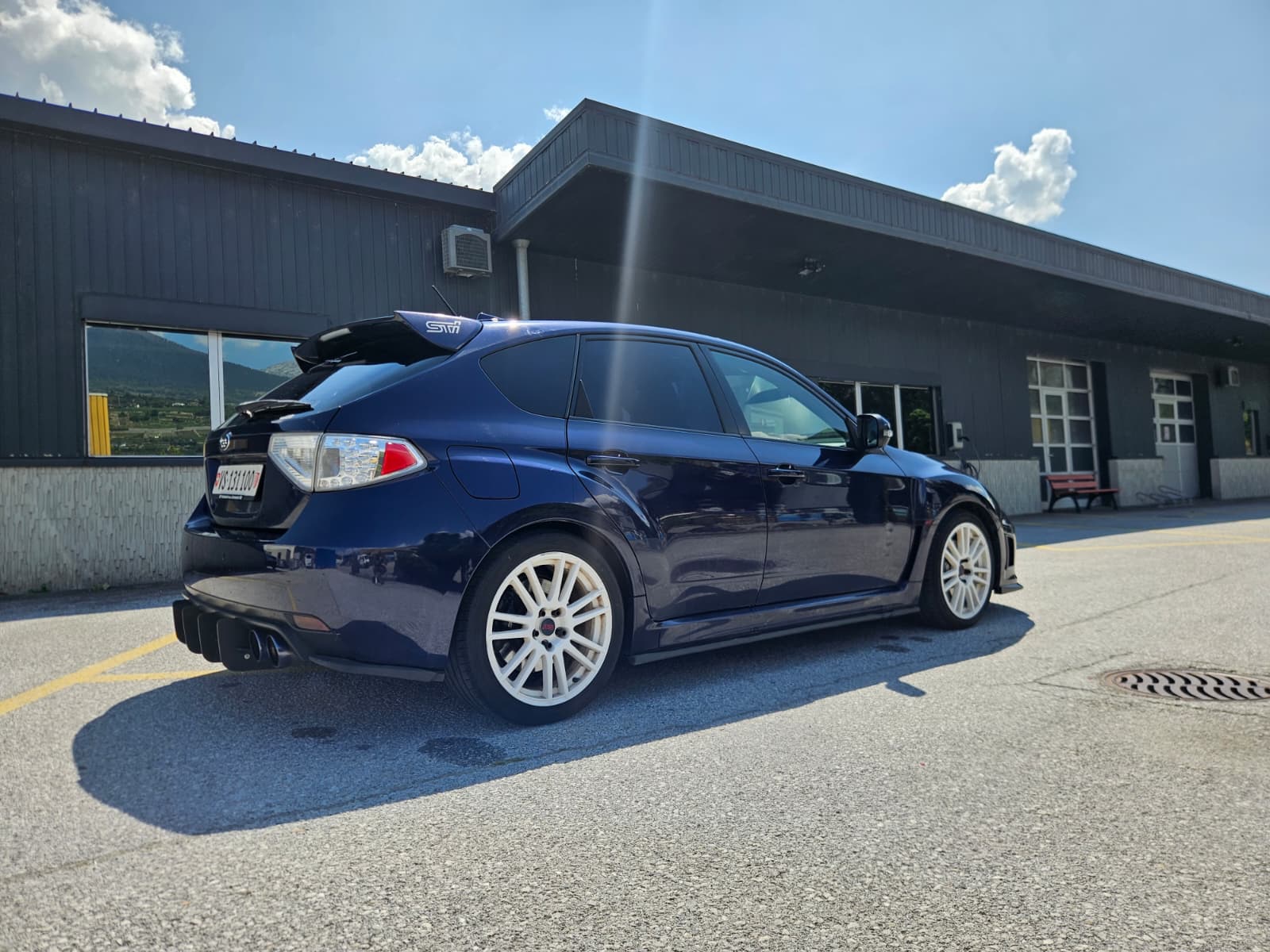 SUBARU 2.5 T Sport-image-0