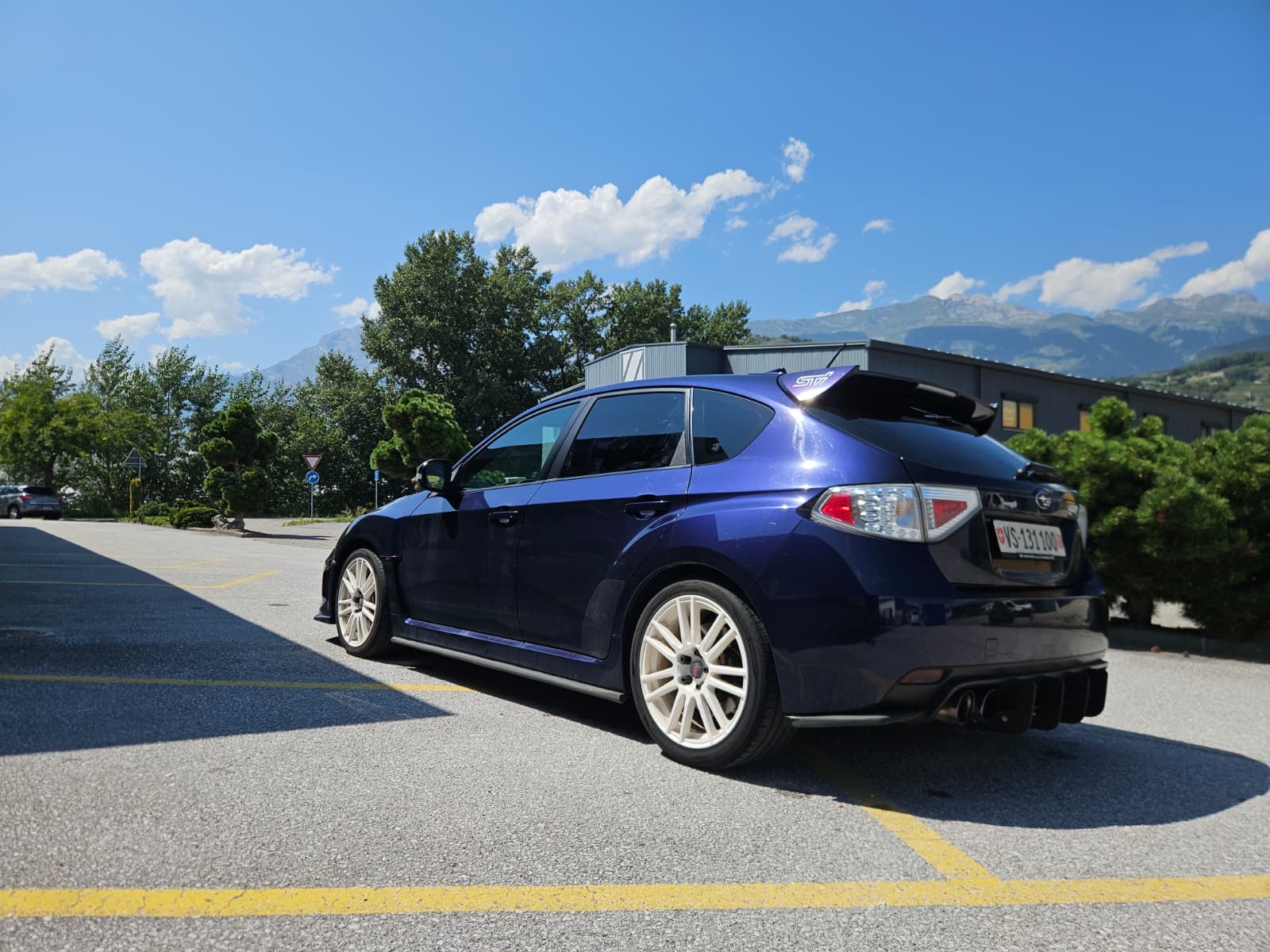 SUBARU 2.5 T Sport-image-1