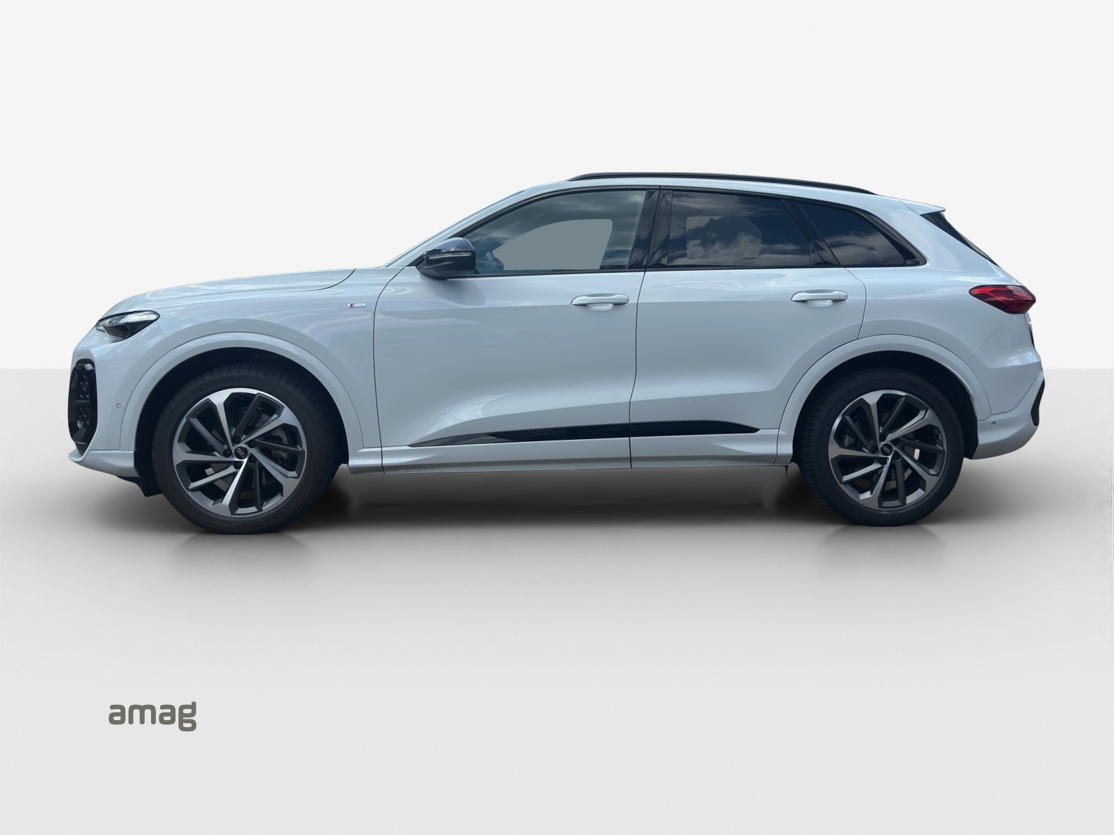 AUDI Q5 TFSI quatto 150 kW S-tronic-image-1