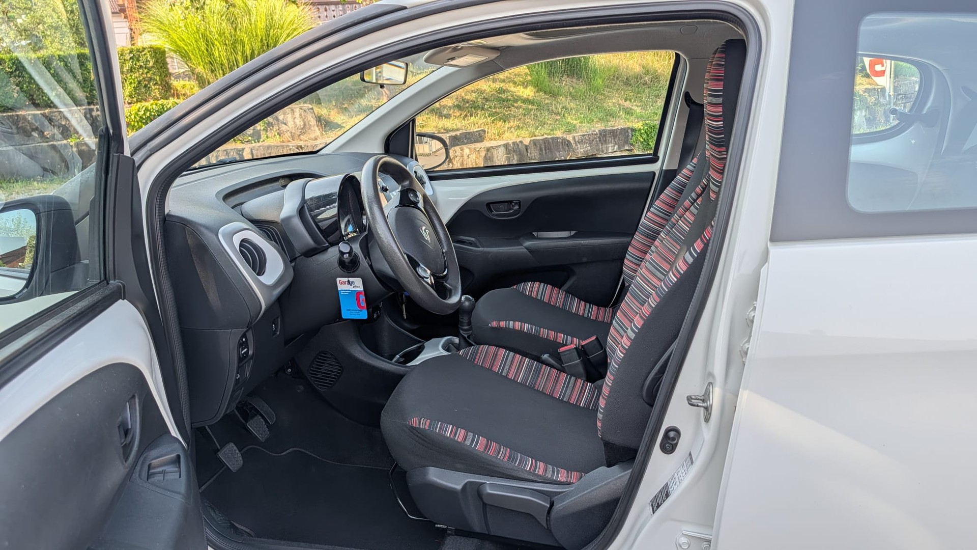 CITROEN C1 1.0 VTi Feel Edition Airscape-image-10