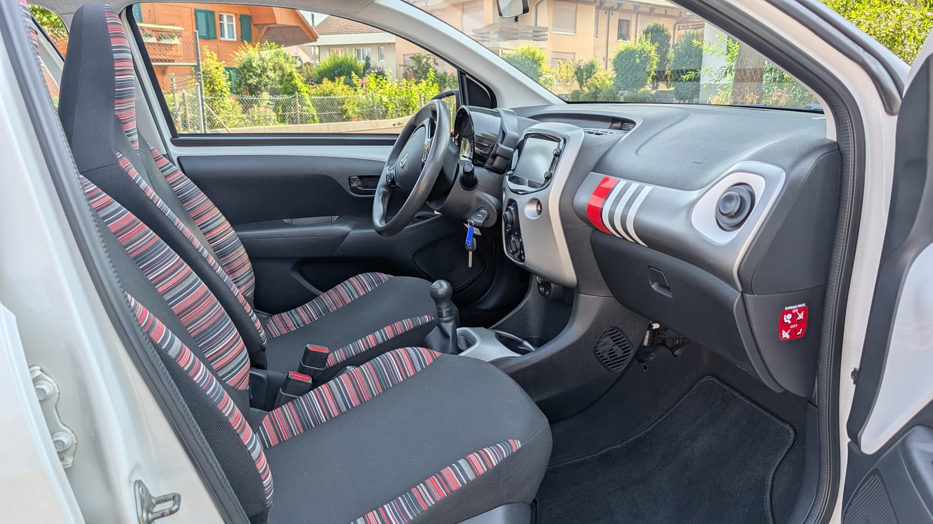 CITROEN C1 1.0 VTi Feel Edition Airscape-image-9