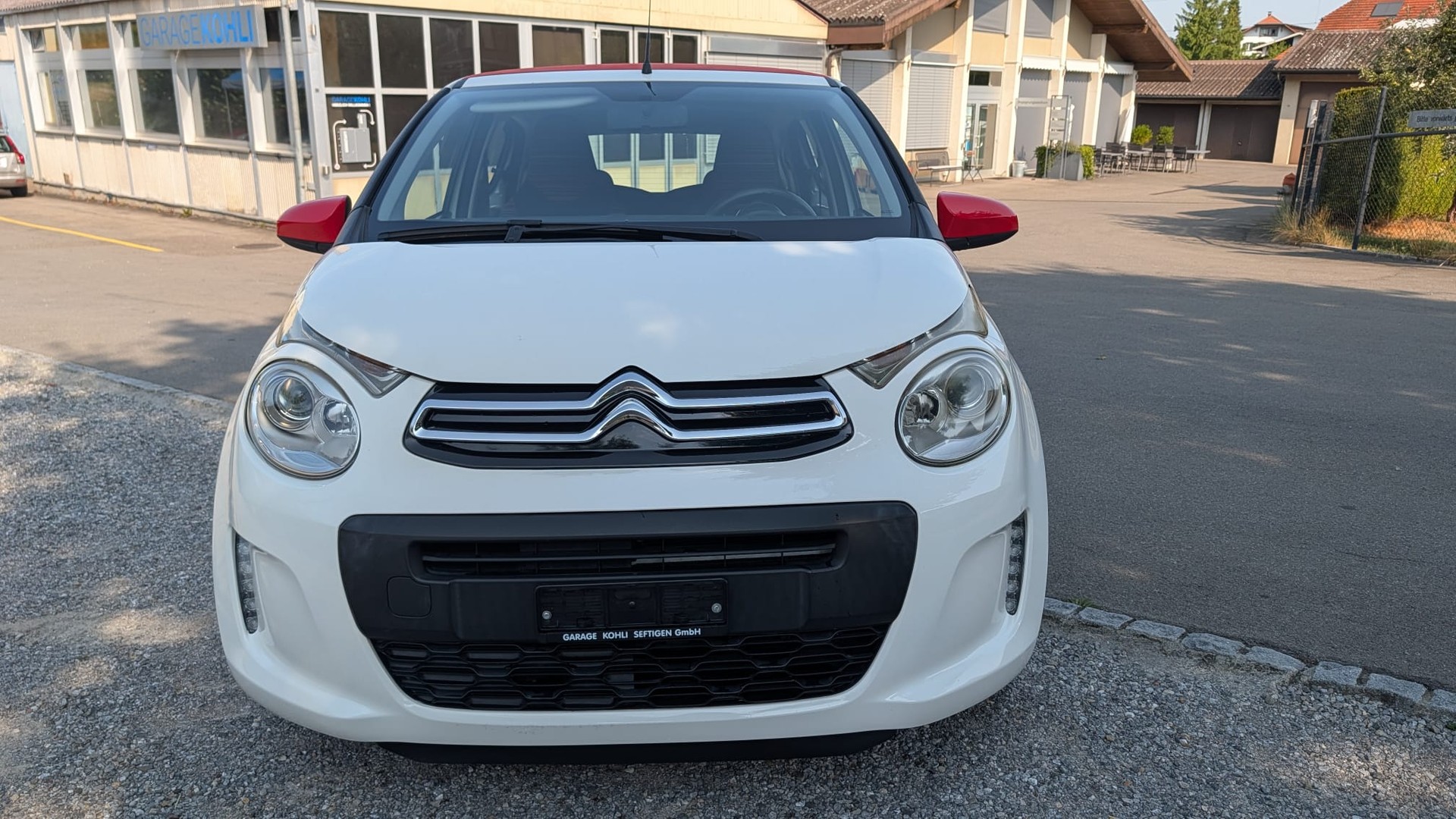 CITROEN C1 1.0 VTi Feel Edition Airscape-image-1