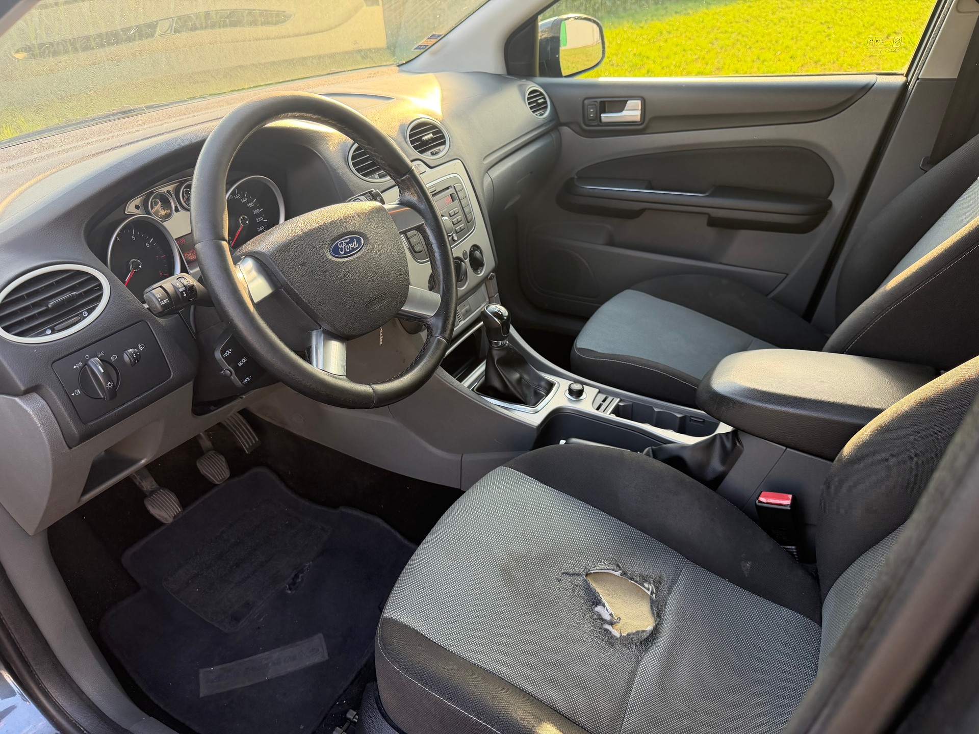 FORD Focus 1.6i VCT Carving-image-8