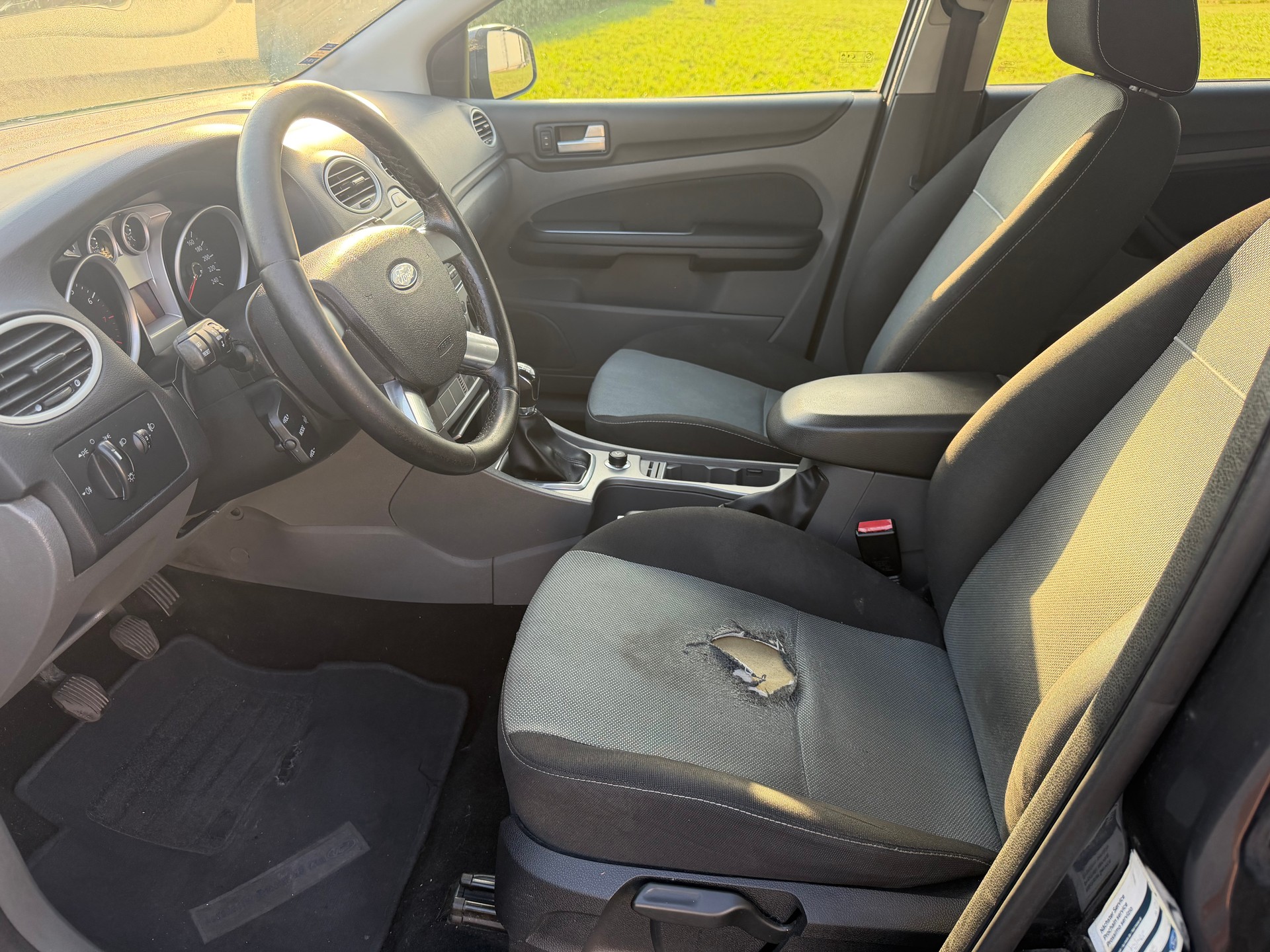 FORD Focus 1.6i VCT Carving-image-7