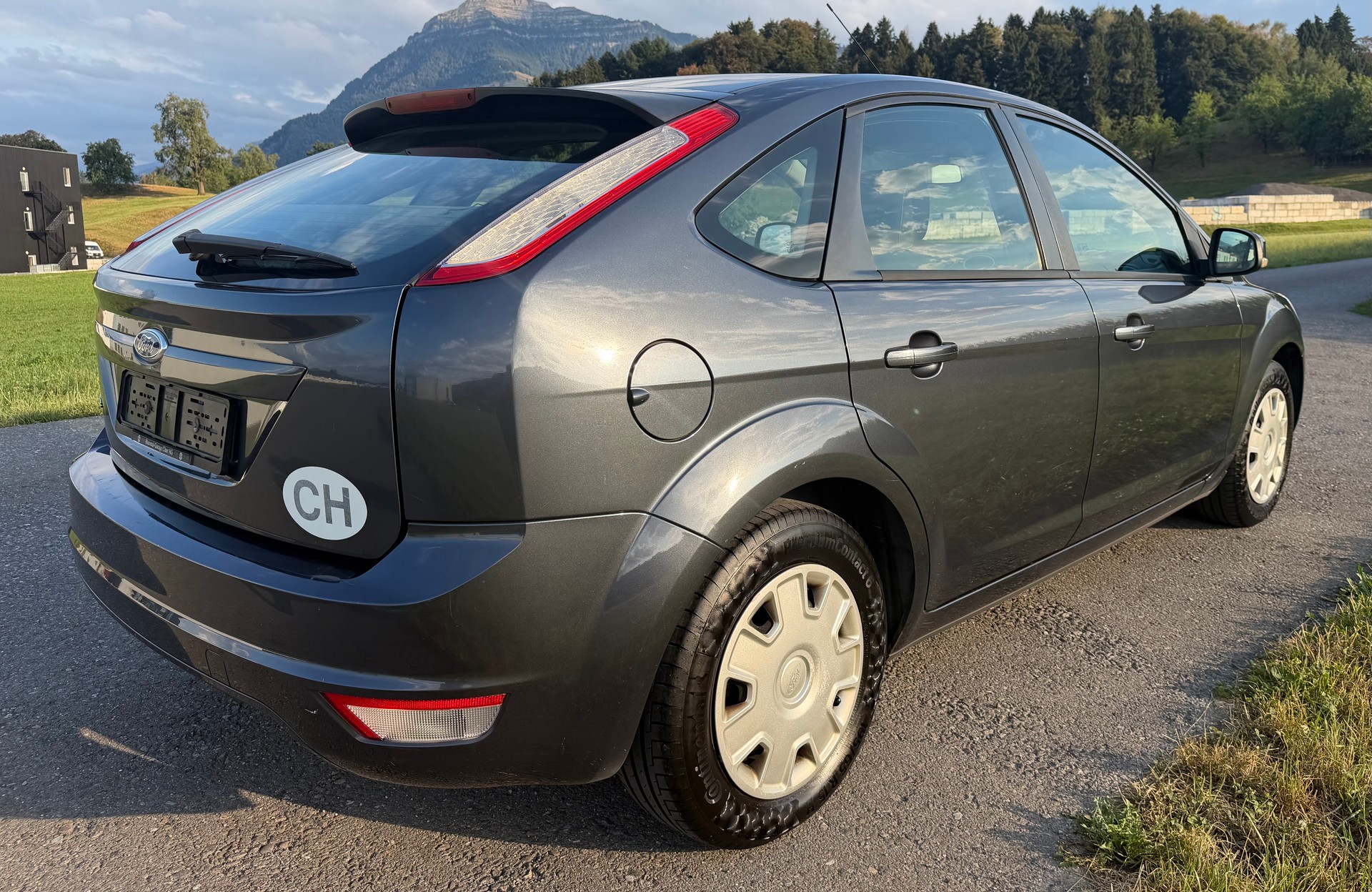 FORD Focus 1.6i VCT Carving-image-5