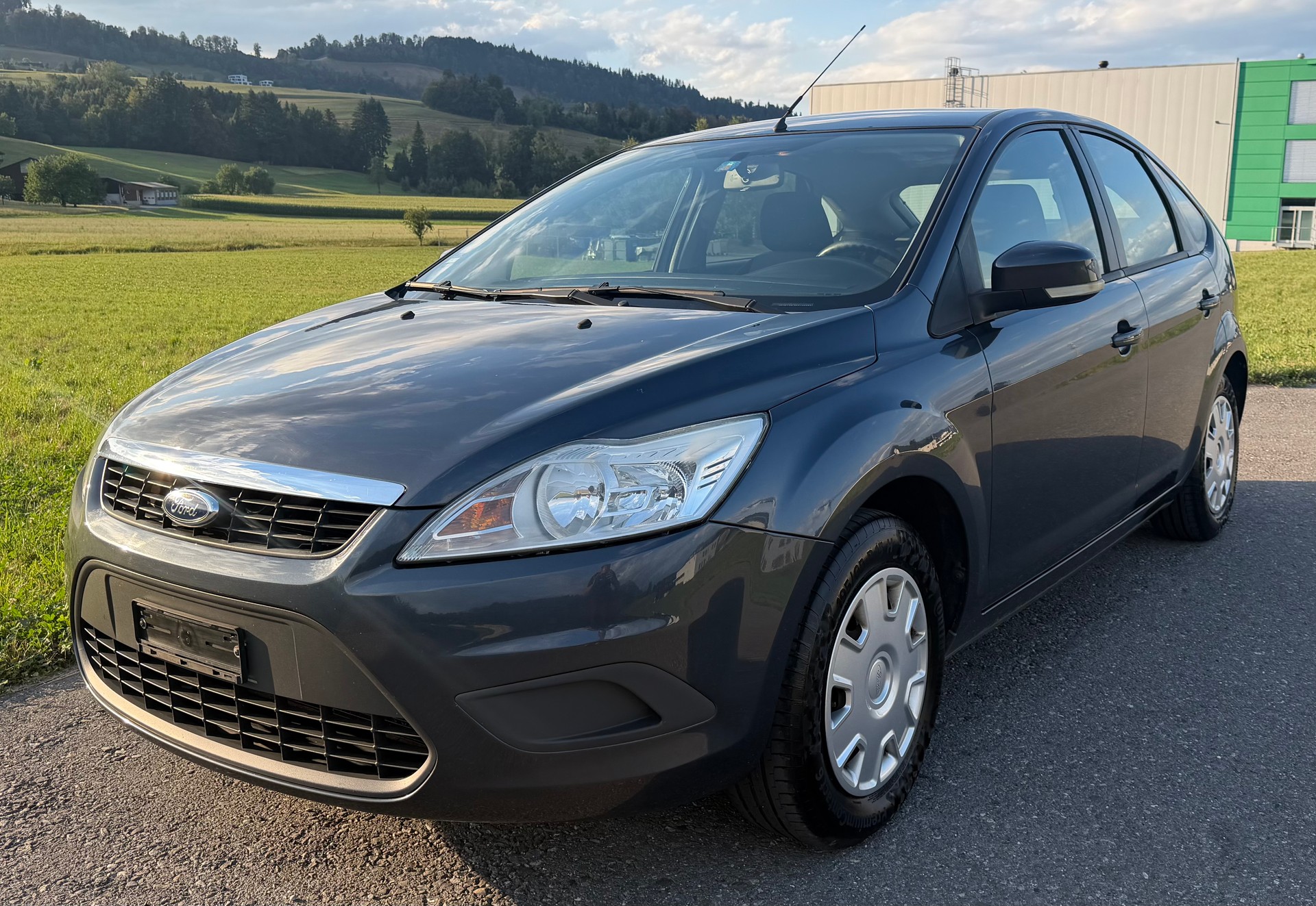 FORD Focus 1.6i VCT Carving-image-0