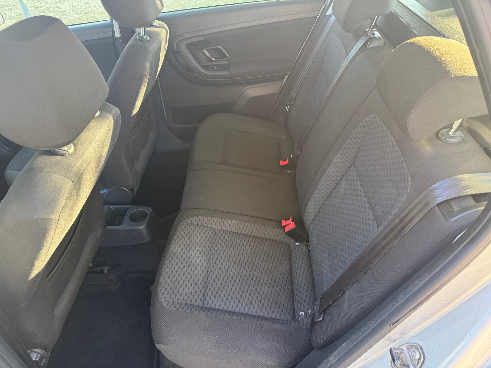 SKODA Fabia 1.6 TDI Ambiente-image-11