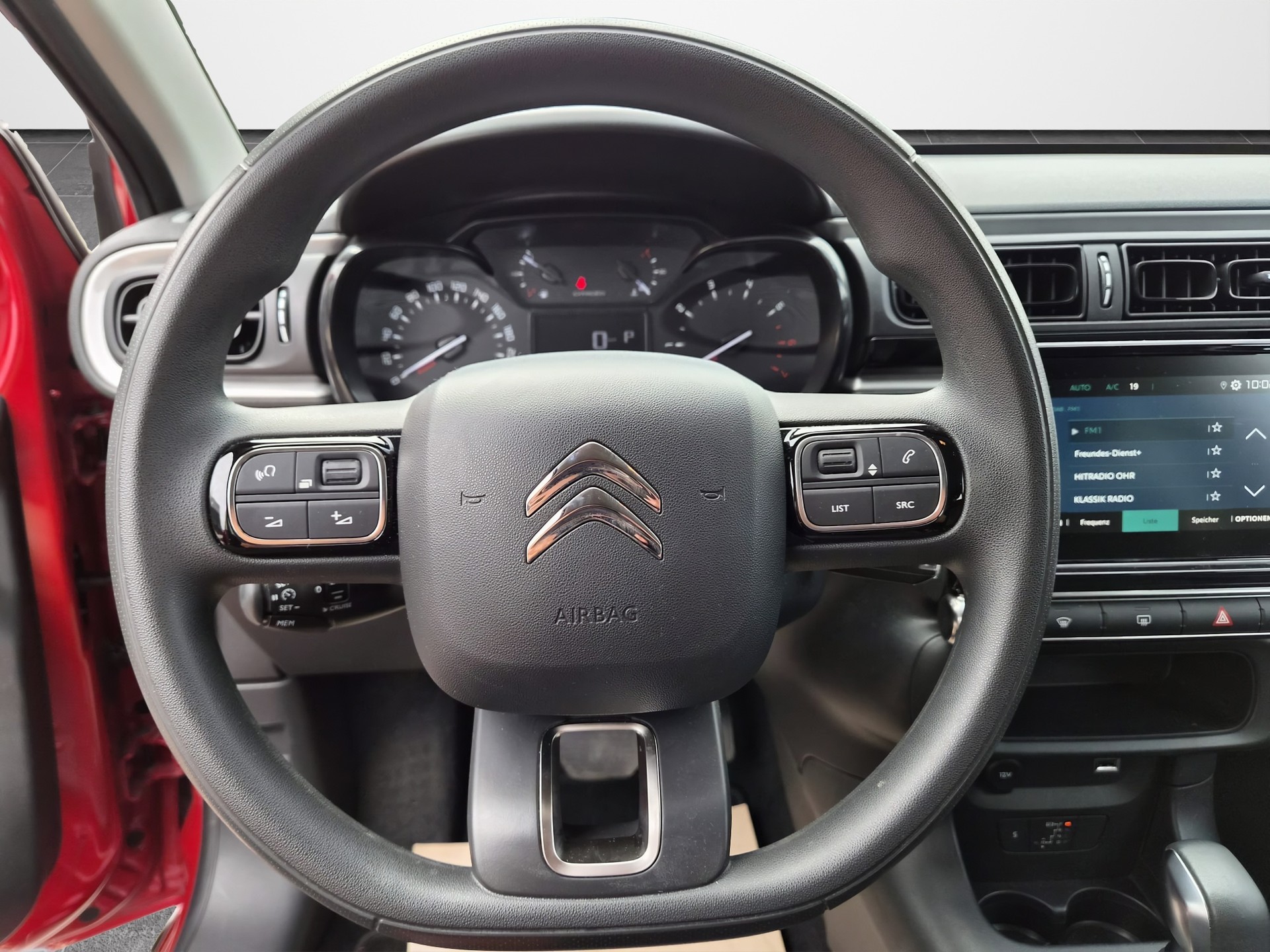 CITROEN C3 1.2i PureTech Swiss Edition EAT6-image-8