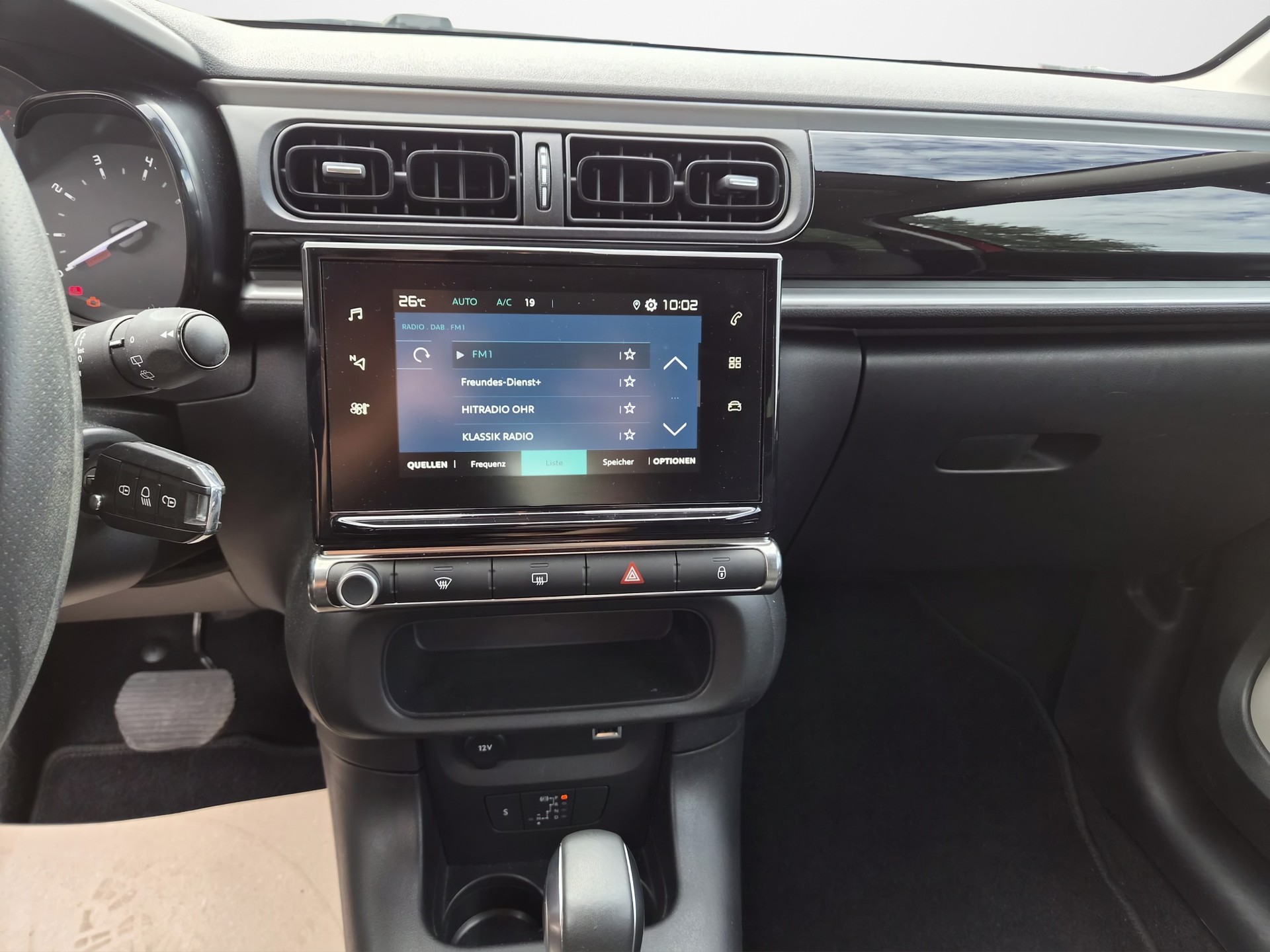 CITROEN C3 1.2i PureTech Swiss Edition EAT6-image-10