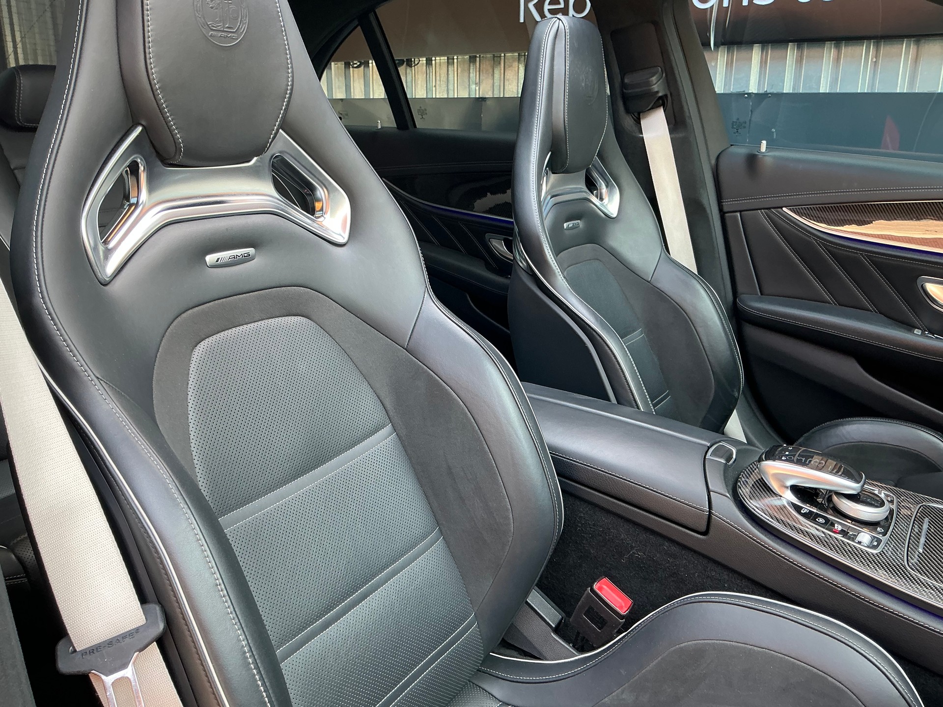 MERCEDES-BENZ E 63 AMG S 4Matic Speedshift MCT-image-9