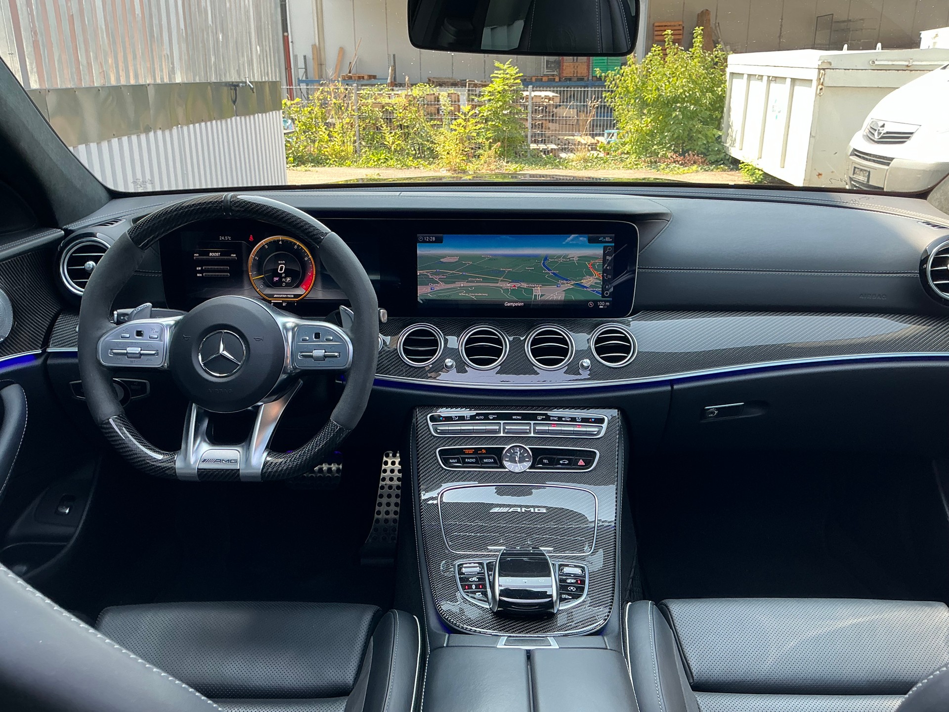 MERCEDES-BENZ E 63 AMG S 4Matic Speedshift MCT-image-10