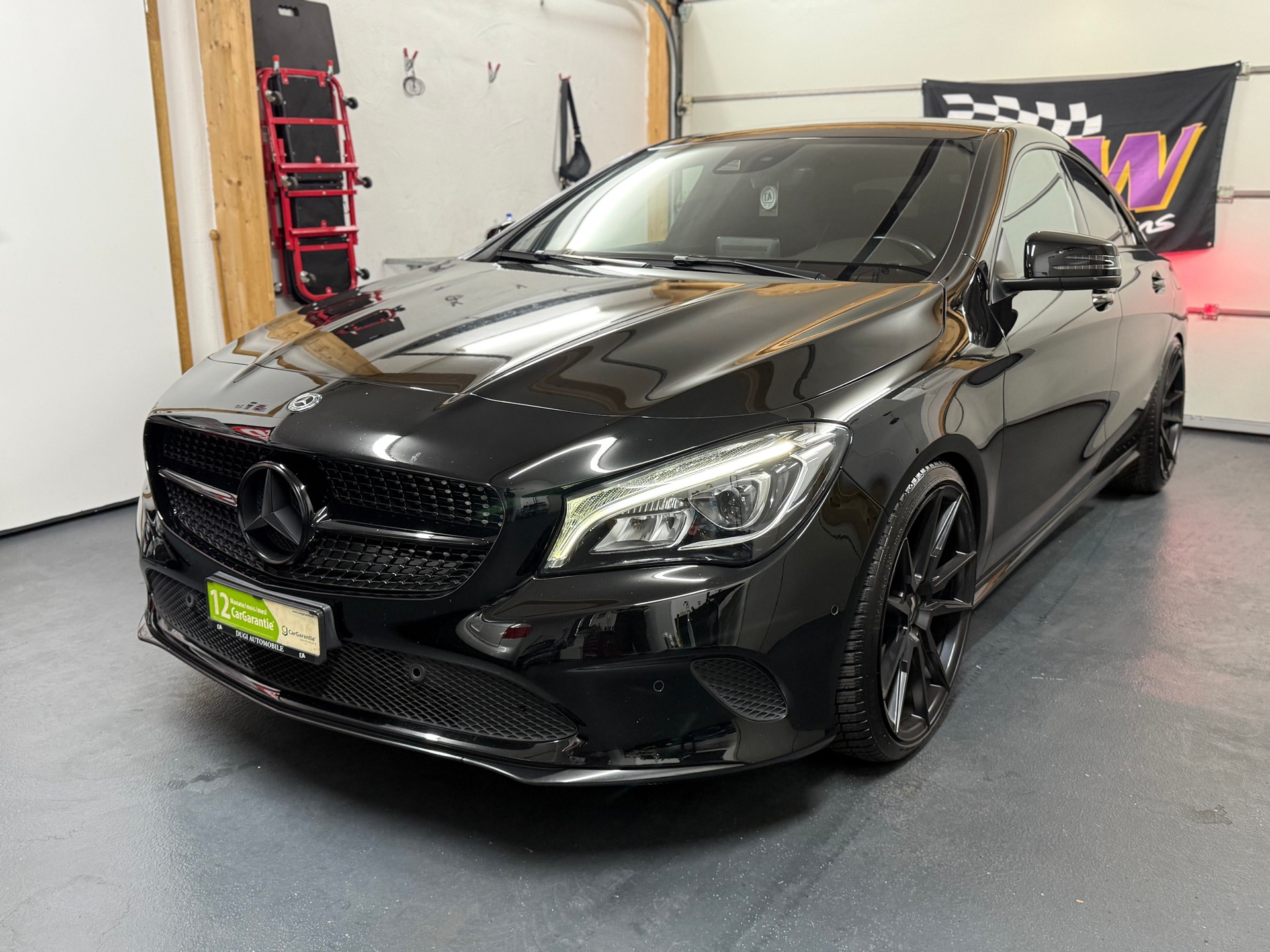 MERCEDES-BENZ CLA 200 Night Star 7G-DCT-image-0