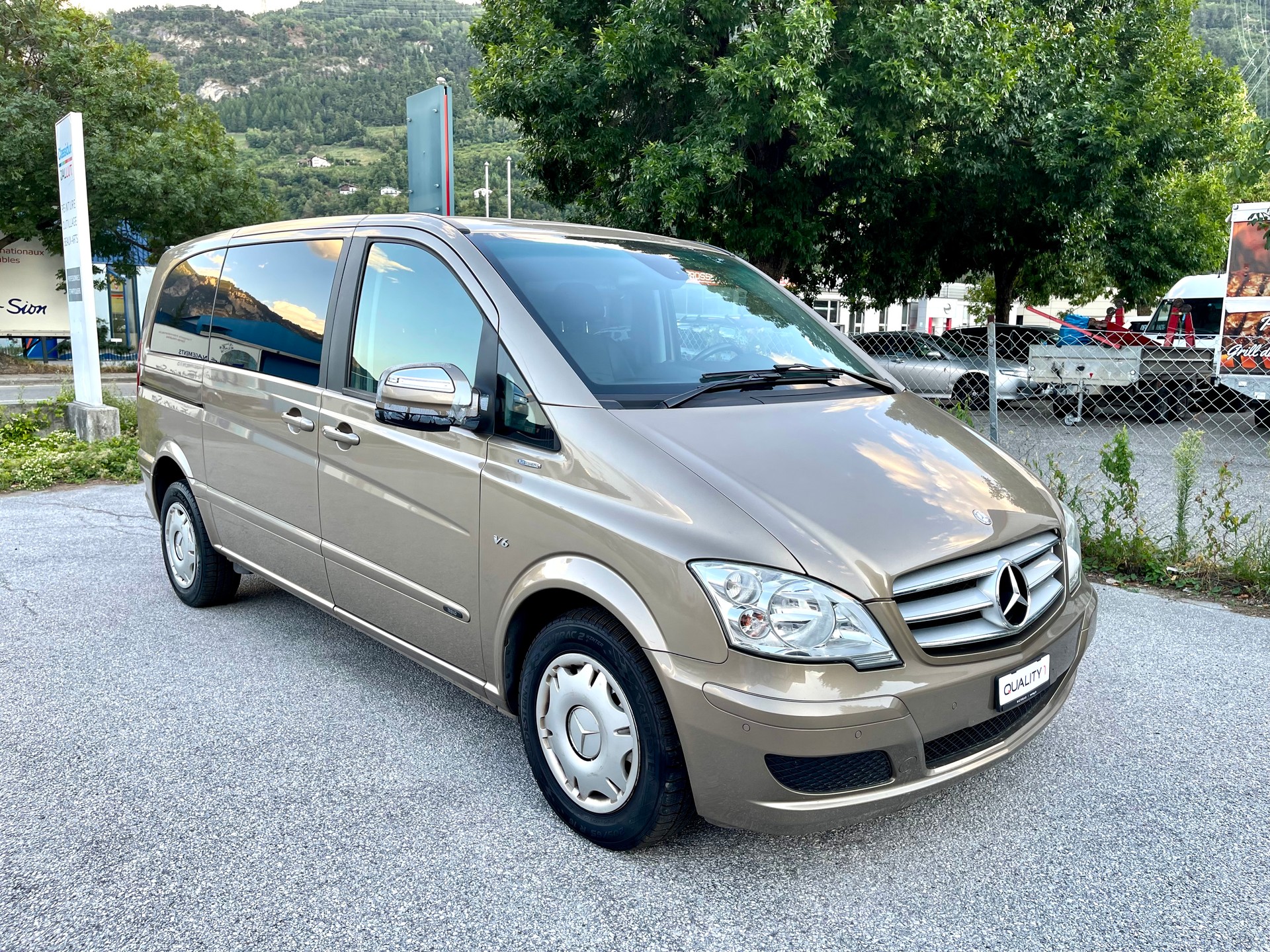 MERCEDES-BENZ Viano 3.0 CDI Blue Efficiency Ambiente A