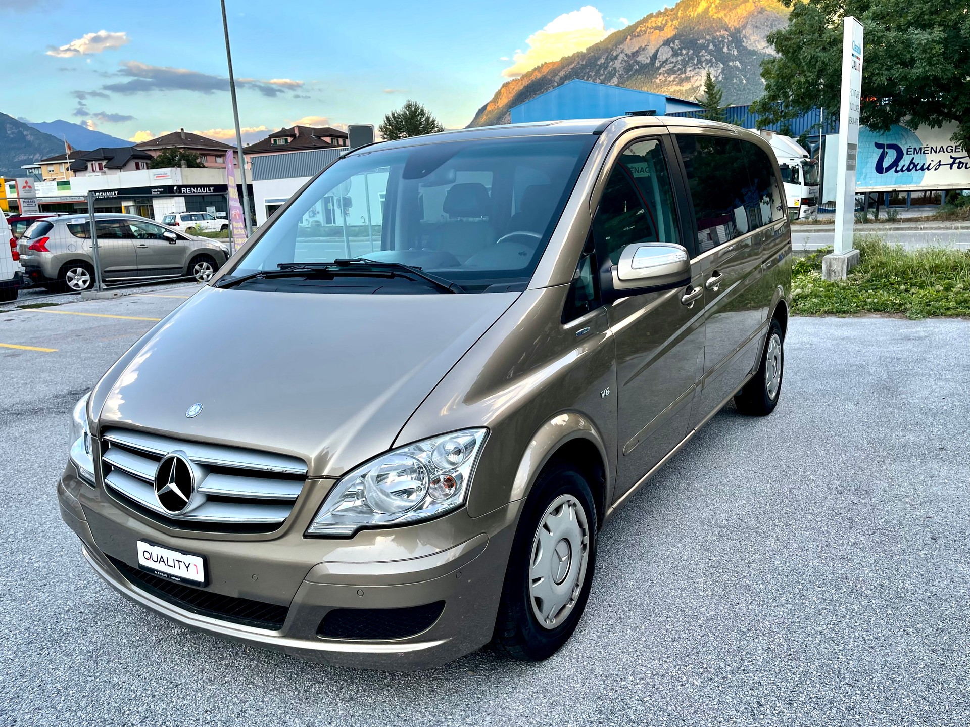 MERCEDES-BENZ Viano 3.0 CDI Blue Efficiency Ambiente A-image-13