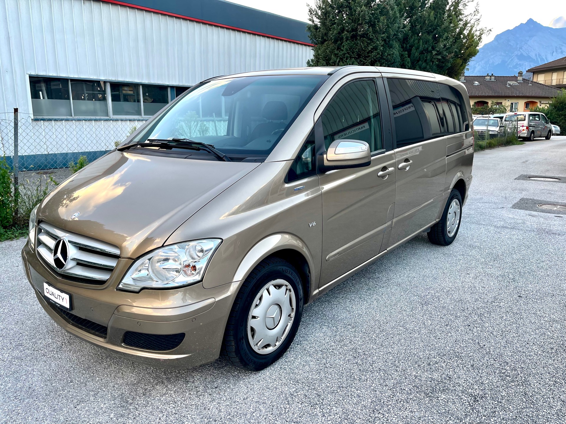 MERCEDES-BENZ Viano 3.0 CDI Blue Efficiency Ambiente A-image-19