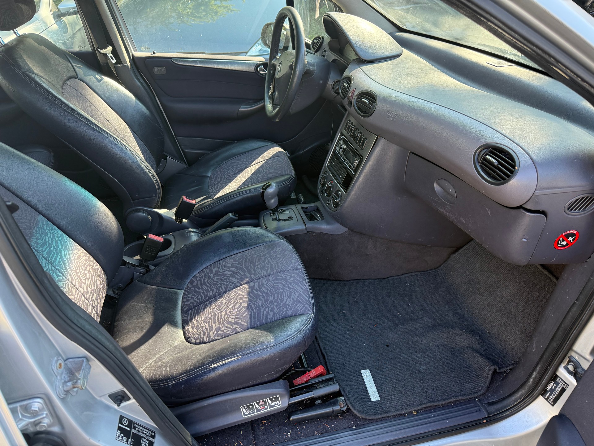 MERCEDES-BENZ A 170 CDI Avantgarde-image-6