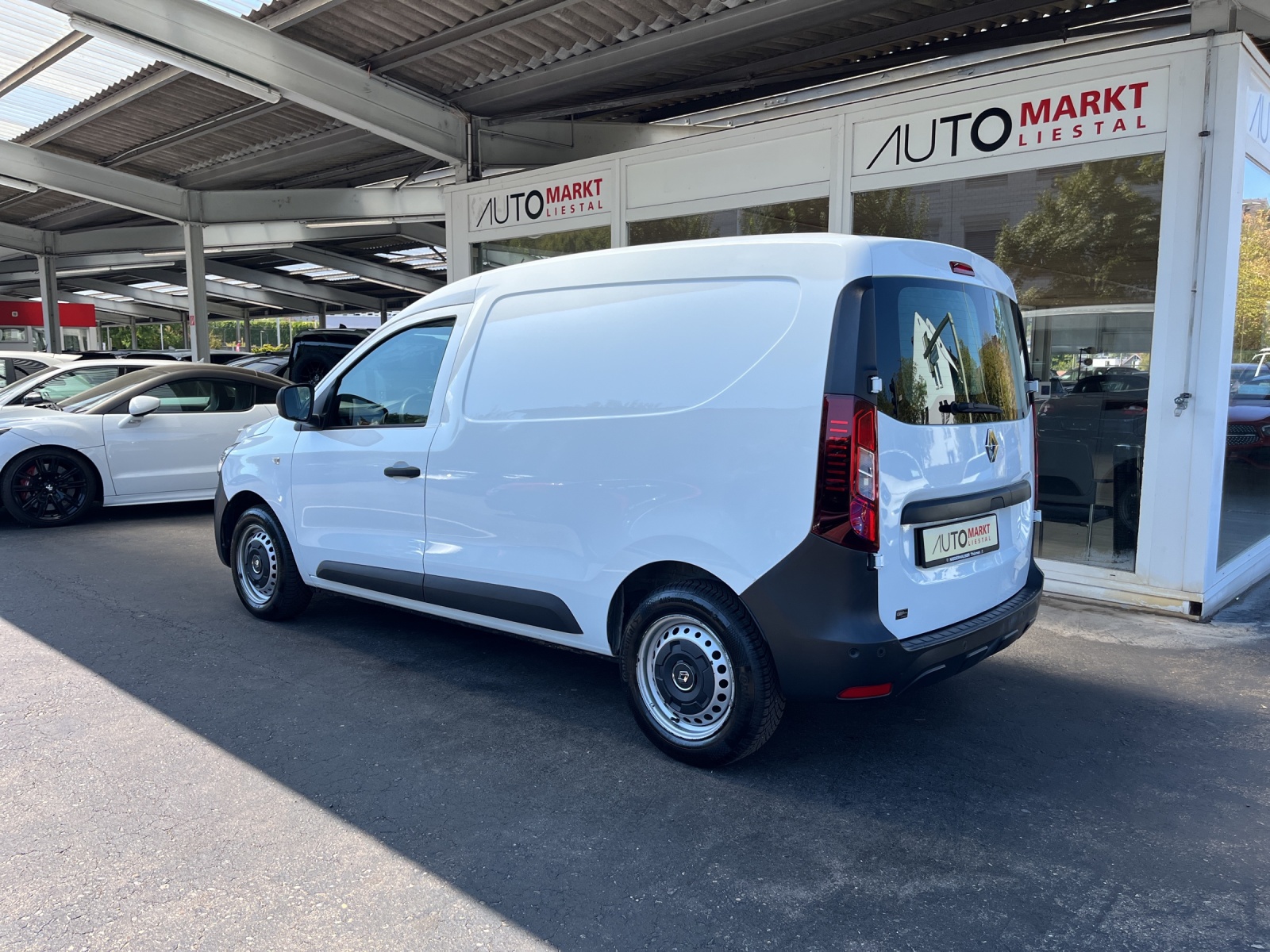 RENAULT Express 1.5 Blue dCi 75 Extra-image-2