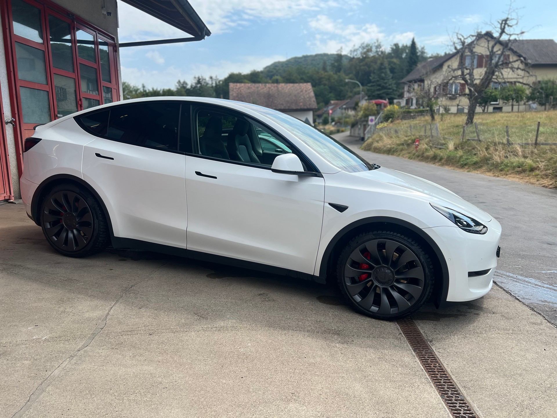 TESLA Model Y Performance // SoH 90%-image-7