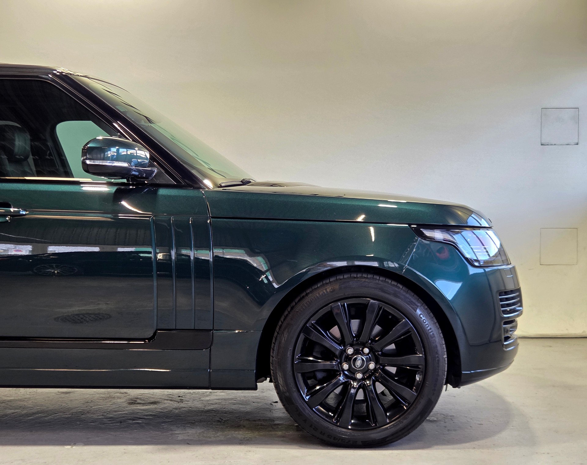 LAND ROVER Range Rover 3.0 TDV6 HSE-image-13