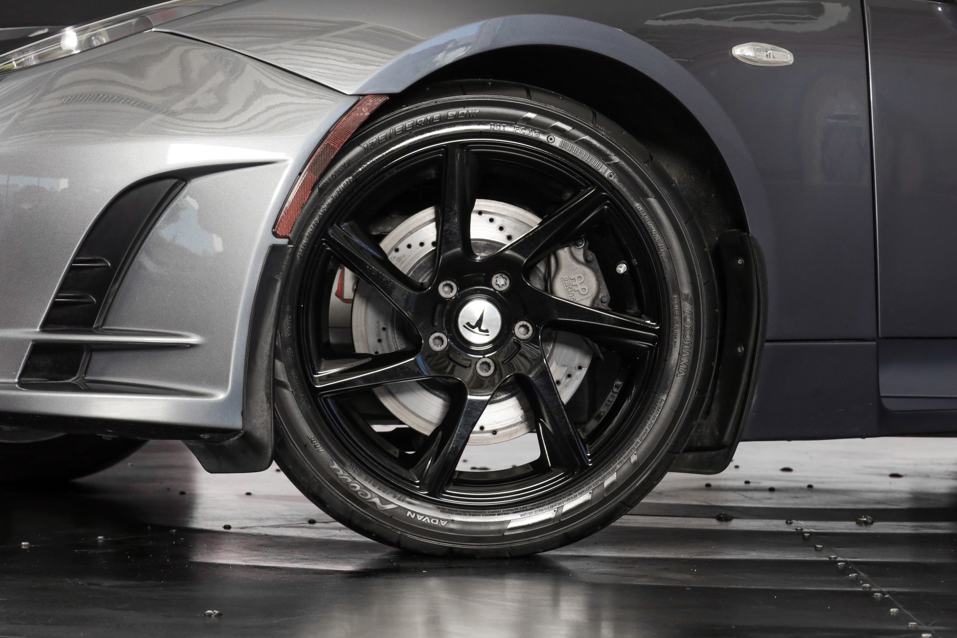 TESLA Roadster * Carbon Hard-top * 8 wheels-image-19