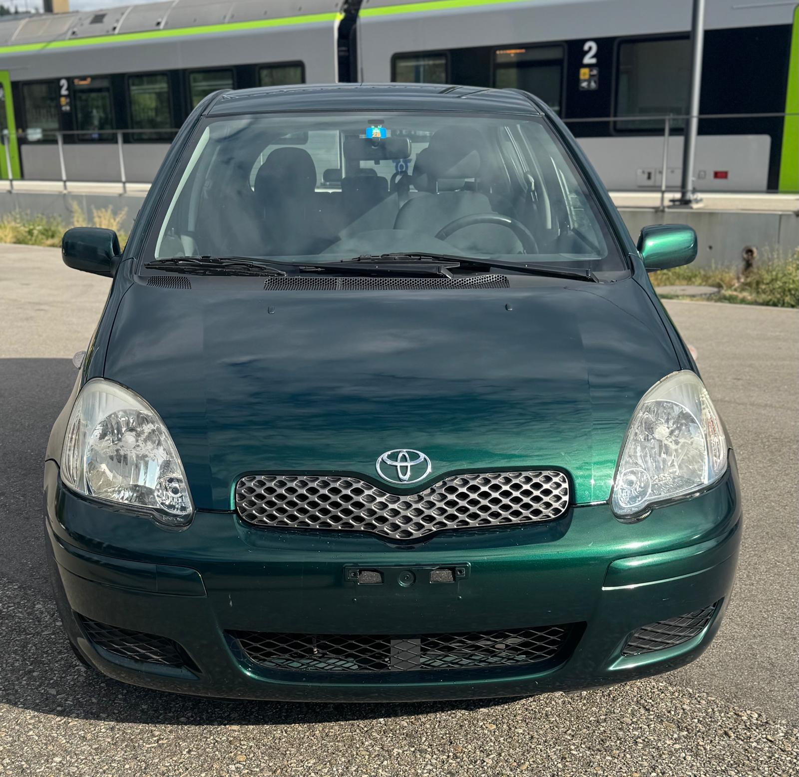 TOYOTA Yaris 1.3 Linea Luna-image-2