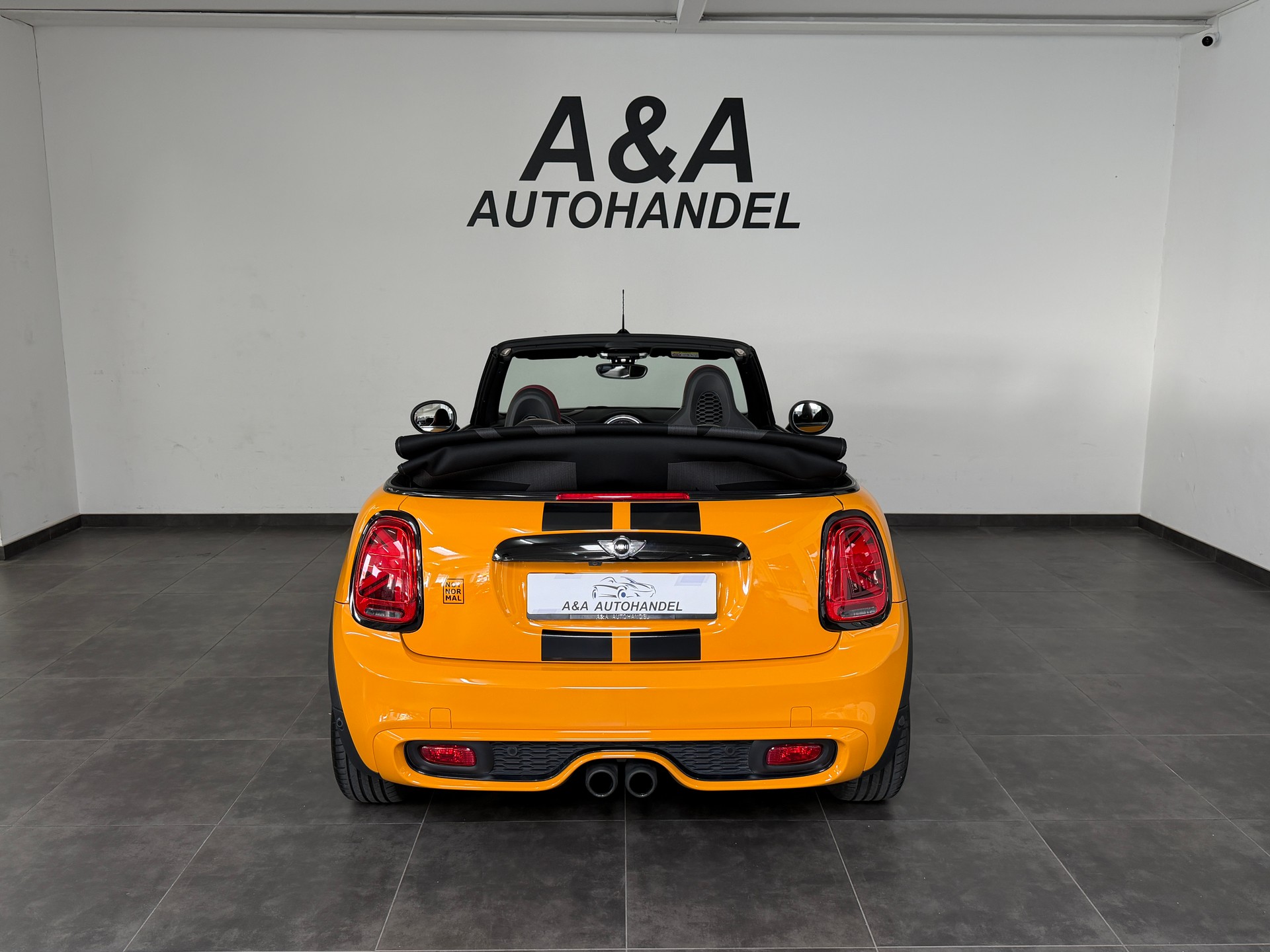 MINI Cooper S Cabriolet Steptronic-image-4