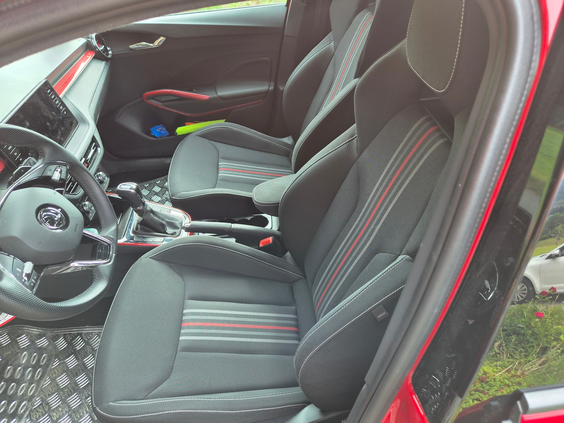 SKODA 1.5 TSI Monte Carlo DSG-image-4