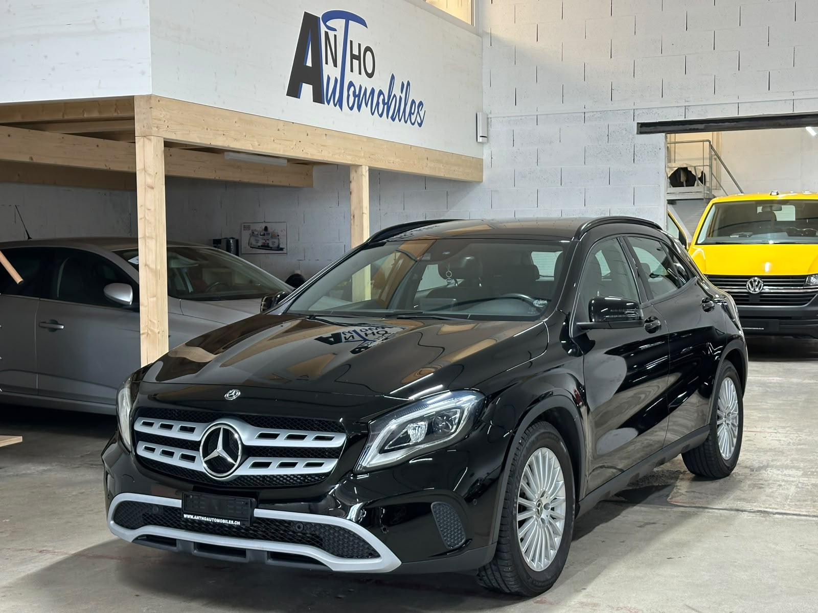 MERCEDES-BENZ GLA 200 d Swiss Star Edition AMG 4Matic 7G-DCT-image-0