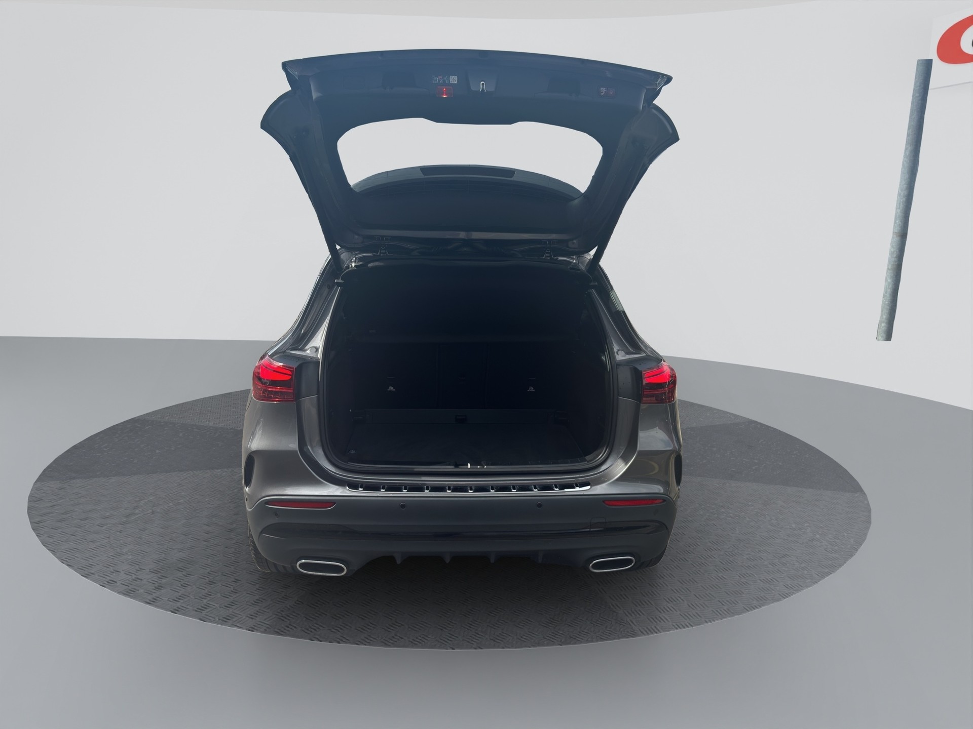 MERCEDES-BENZ GLA 220d AMG Line 4Matic Night 8G-DCT-image-14