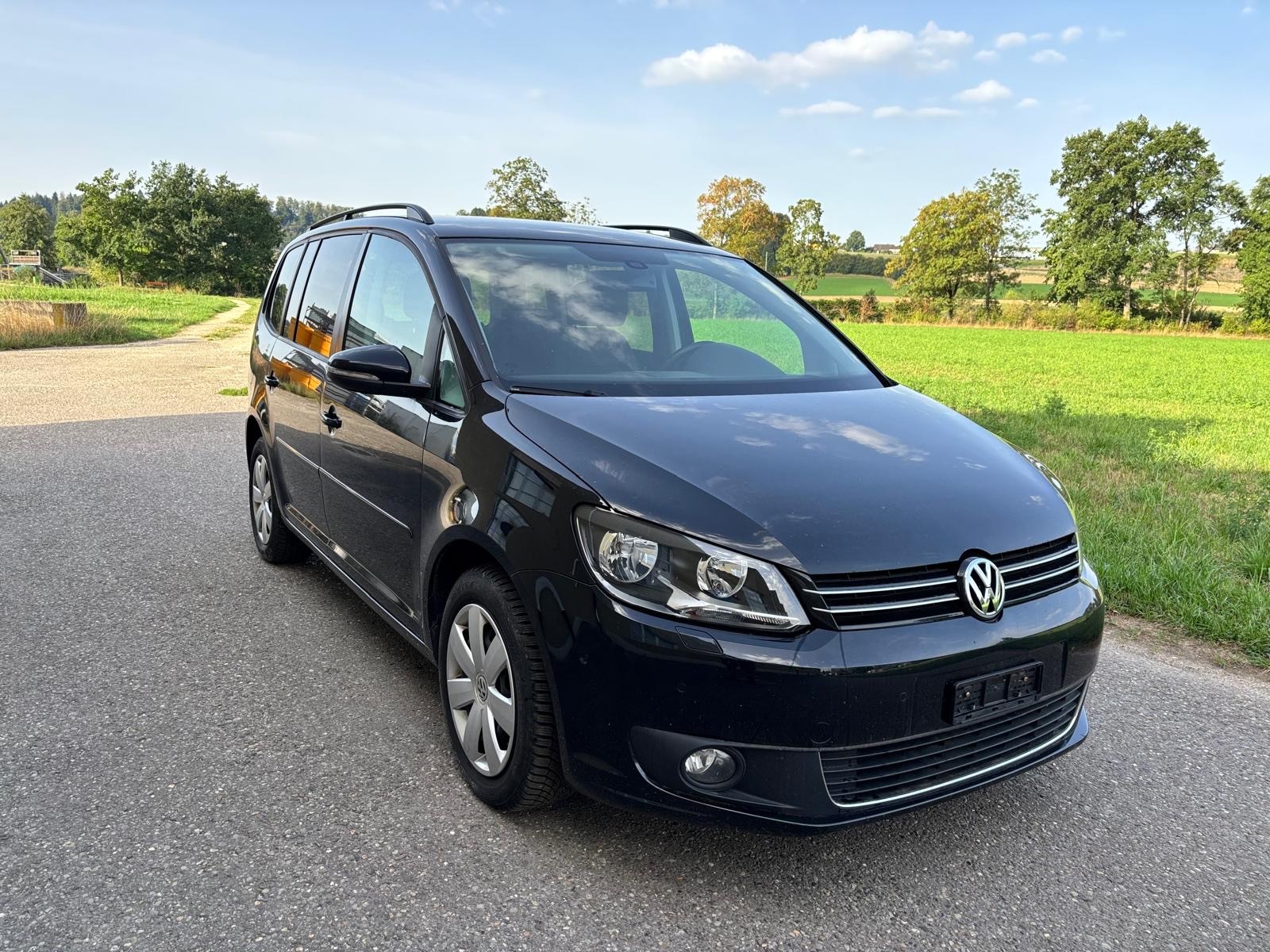 VW Touran 1.4 TSI Trendline-image-4