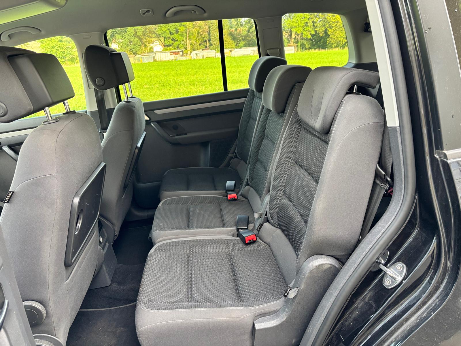 VW Touran 1.4 TSI Trendline-image-9