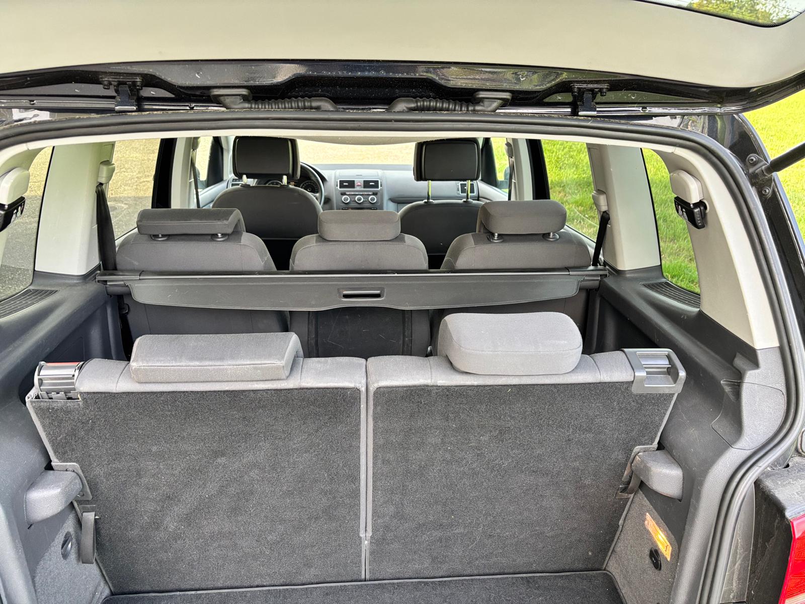 VW Touran 1.4 TSI Trendline-image-8
