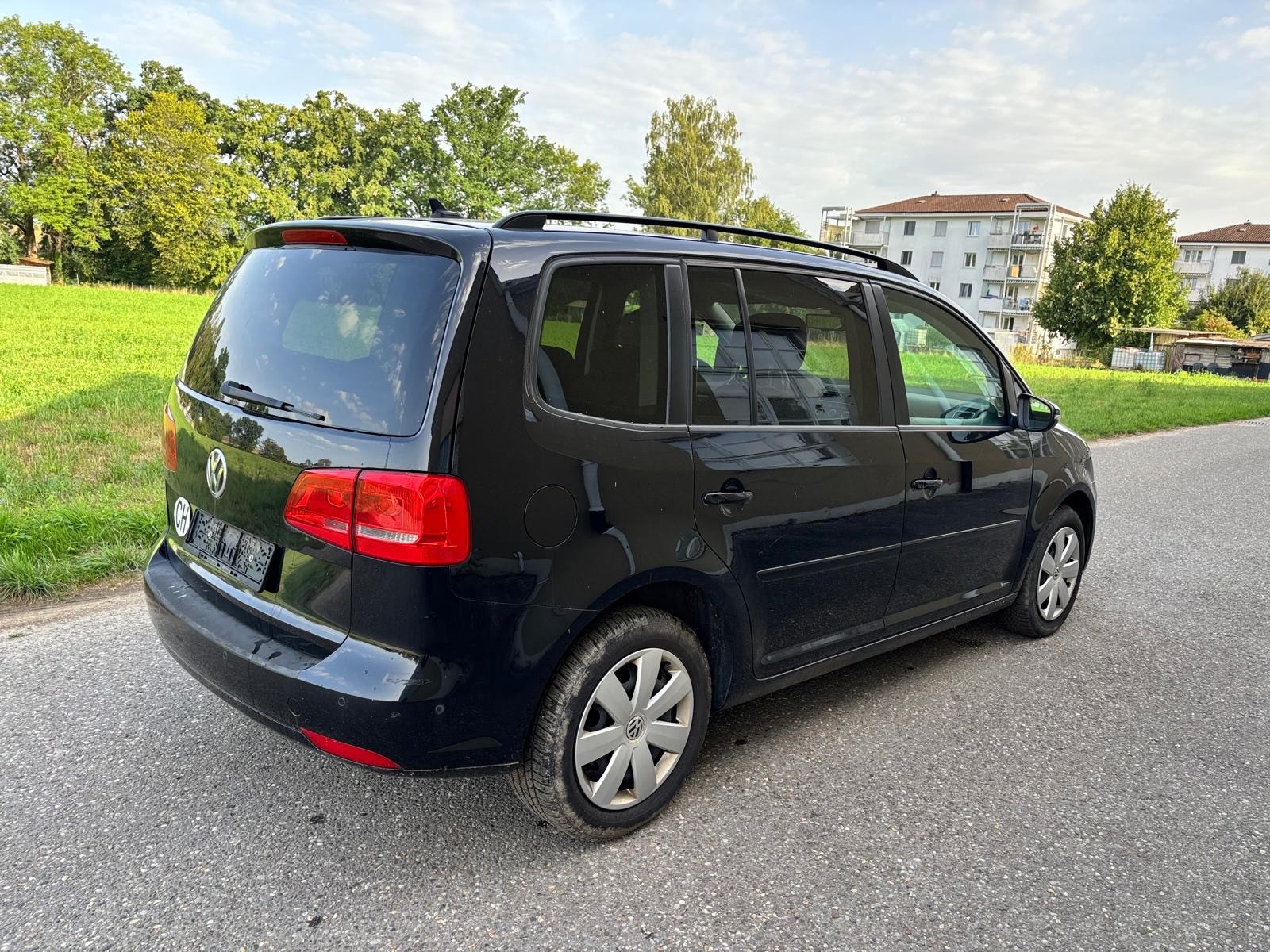 VW Touran 1.4 TSI Trendline-image-6