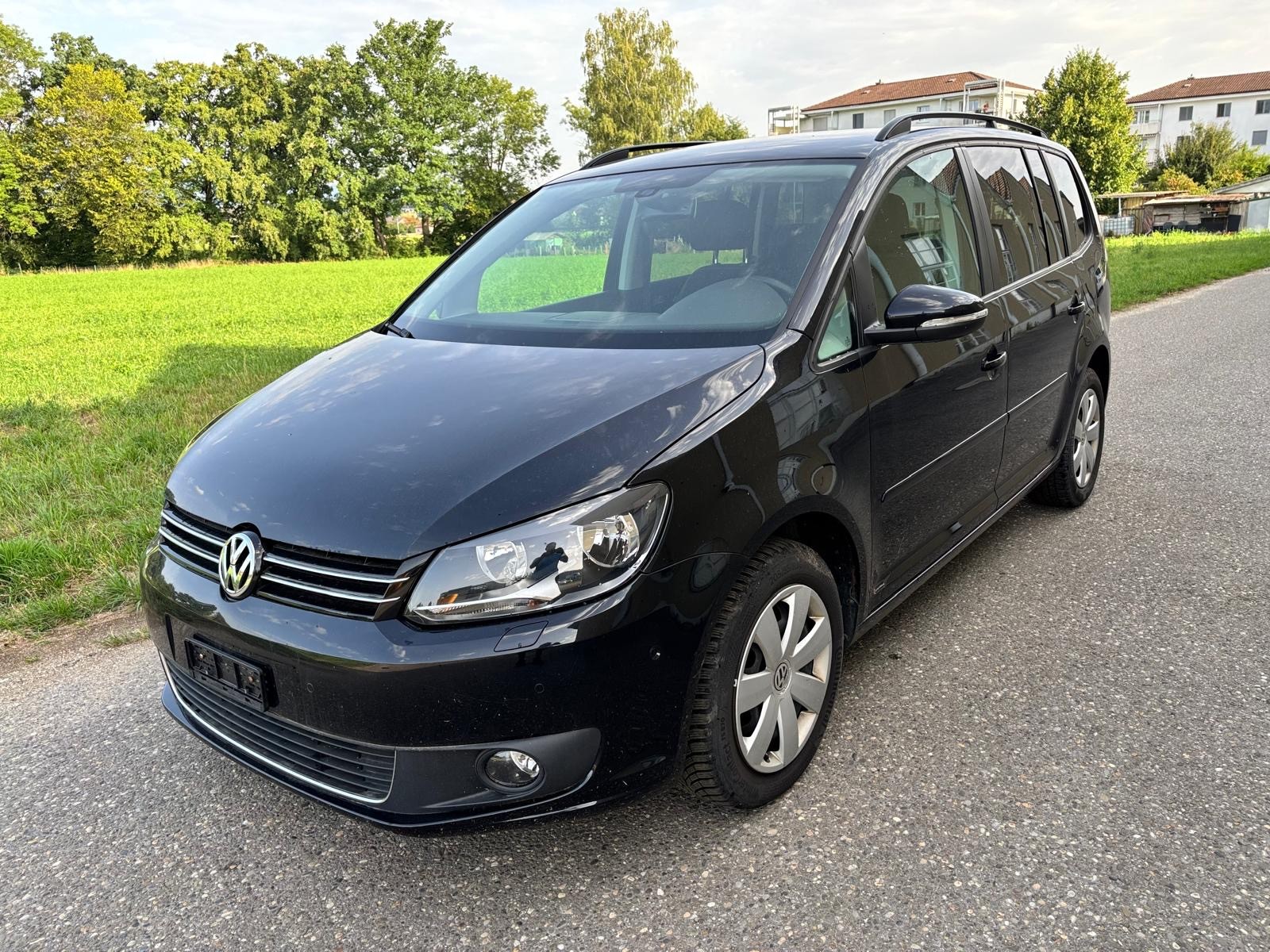 VW Touran 1.4 TSI Trendline-image-0