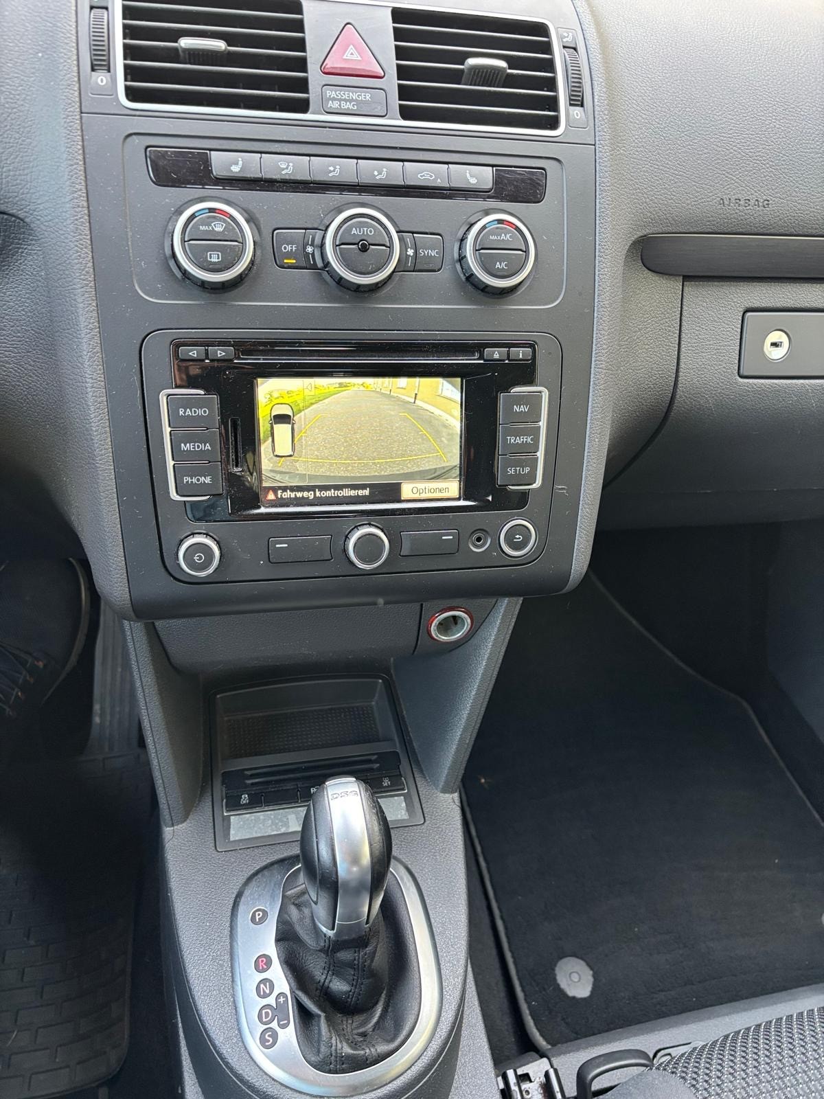VW Touran 1.4 TSI Trendline-image-7