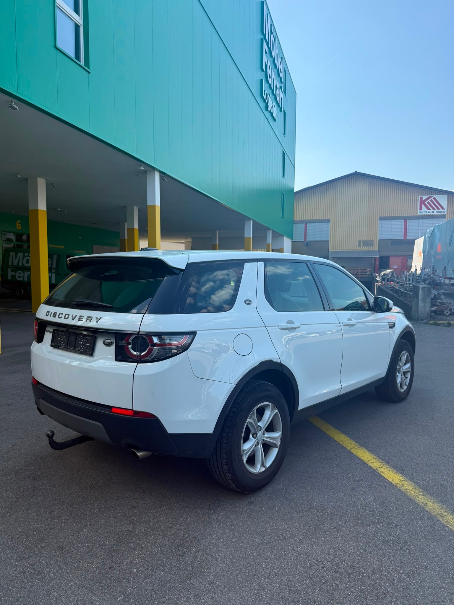 LAND ROVER Discovery Sport 2.0 TD4 SE AT9-image-7