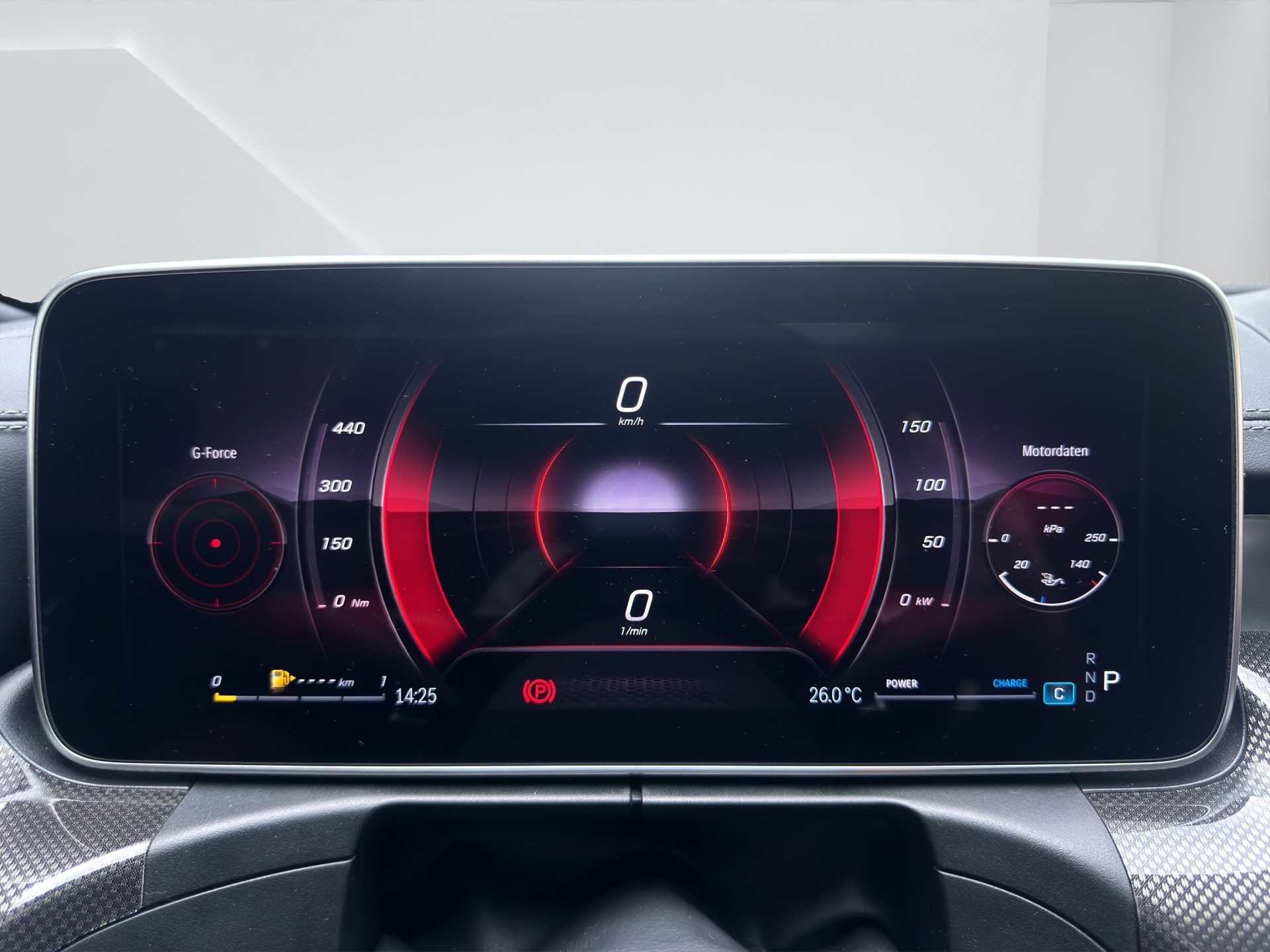 MERCEDES-BENZ C 220 d 4Matic AMG Line-image-15