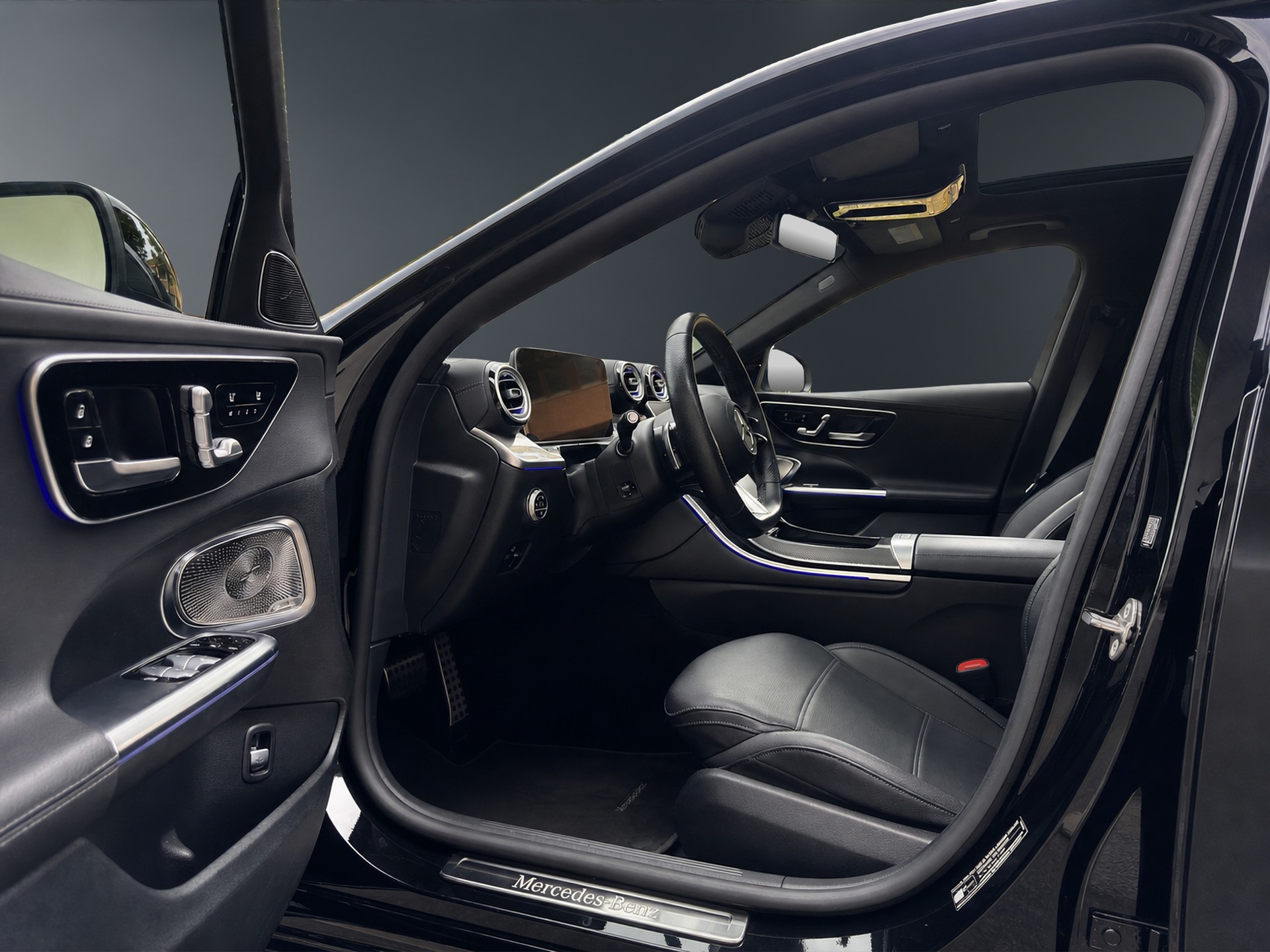 MERCEDES-BENZ C 220 d 4Matic AMG Line-image-9