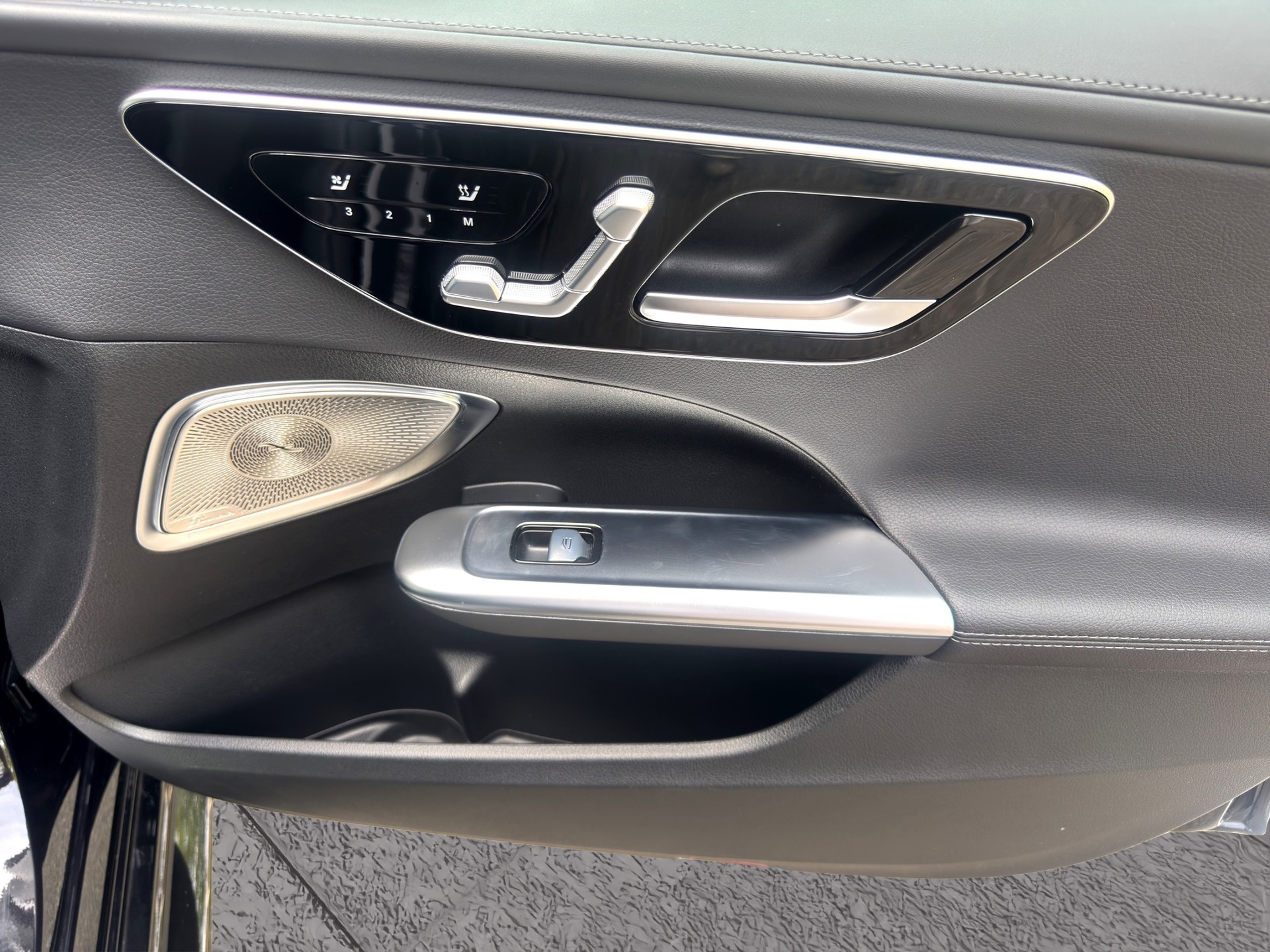 MERCEDES-BENZ C 220 d 4Matic AMG Line-image-23