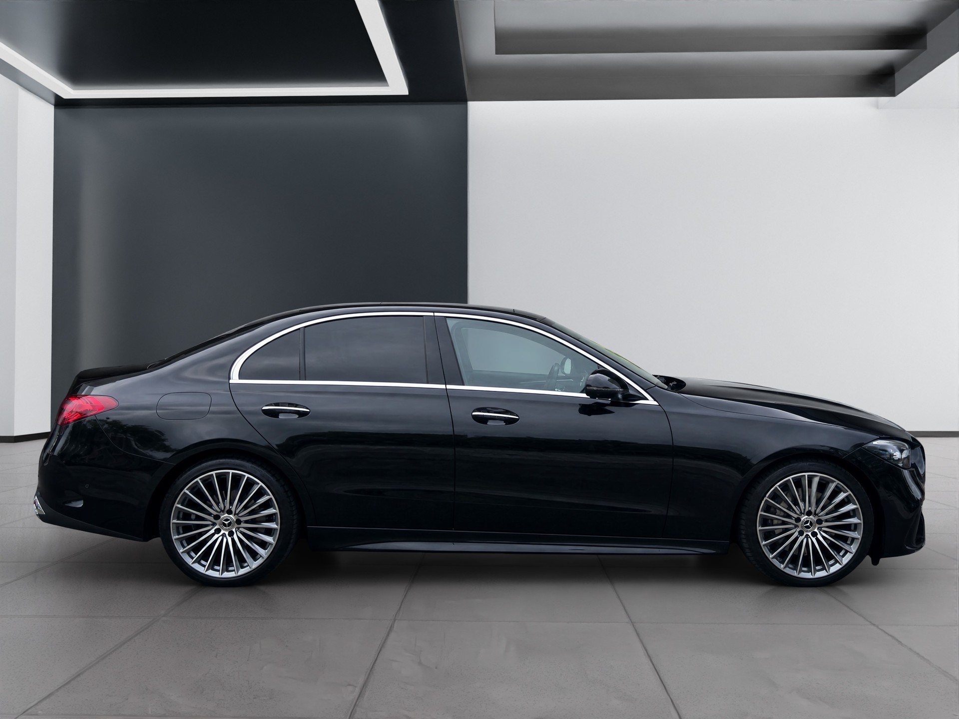 MERCEDES-BENZ C 220 d 4Matic AMG Line-image-5