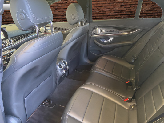 MERCEDES-BENZ E 220 d Swiss Star 4Matic-image-13